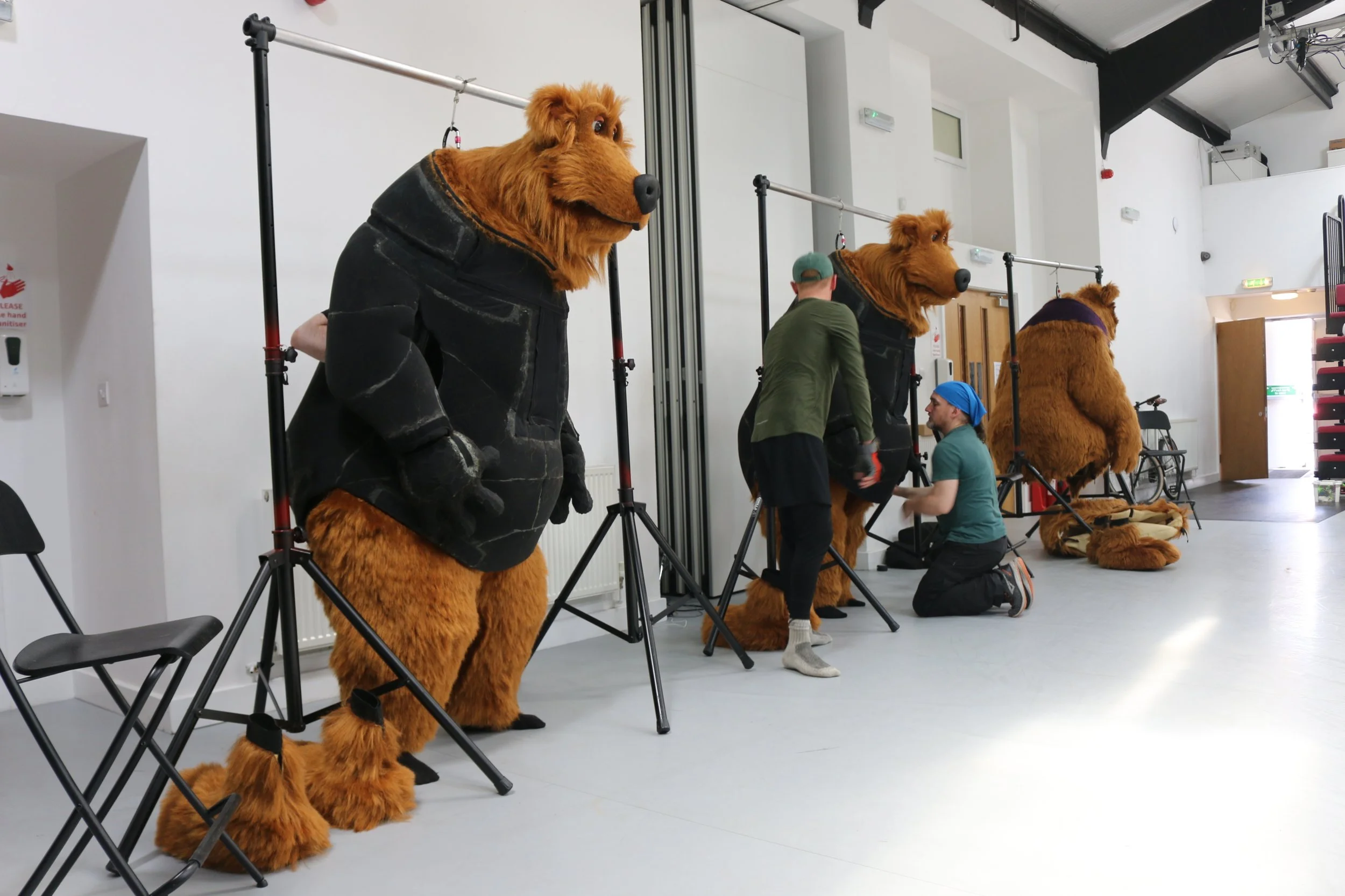 Animatronic Puppet Bear Creature Suit Maker