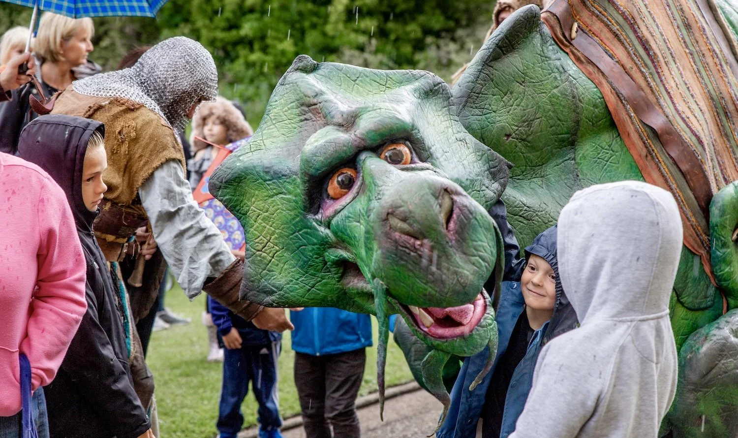 Animatronic Green Dragon & St Georges Day Knight & Beggar Surf Entertainment Street Theatre