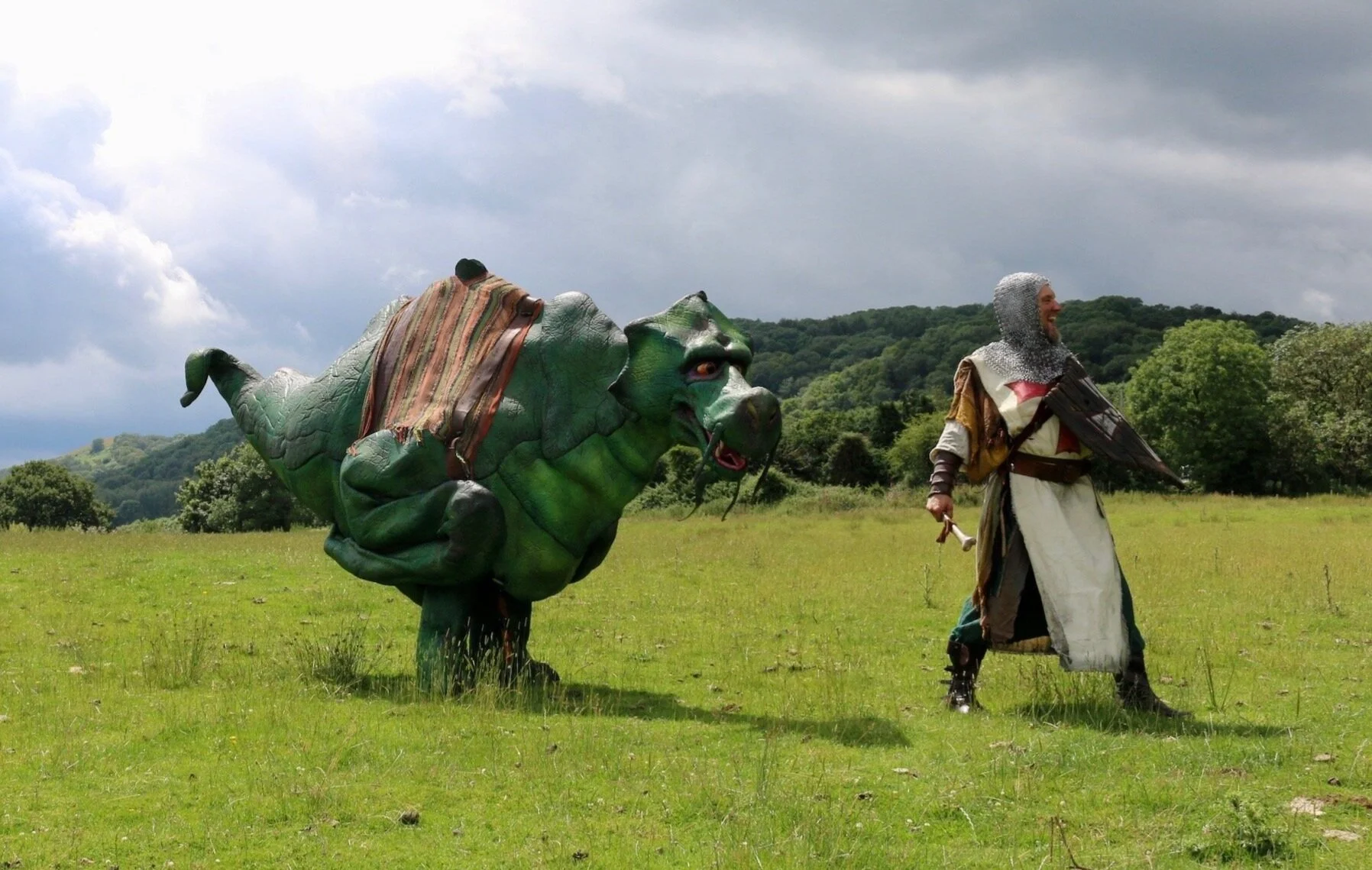 Animatronic Medieval St Georges Green Dragon Walkabout