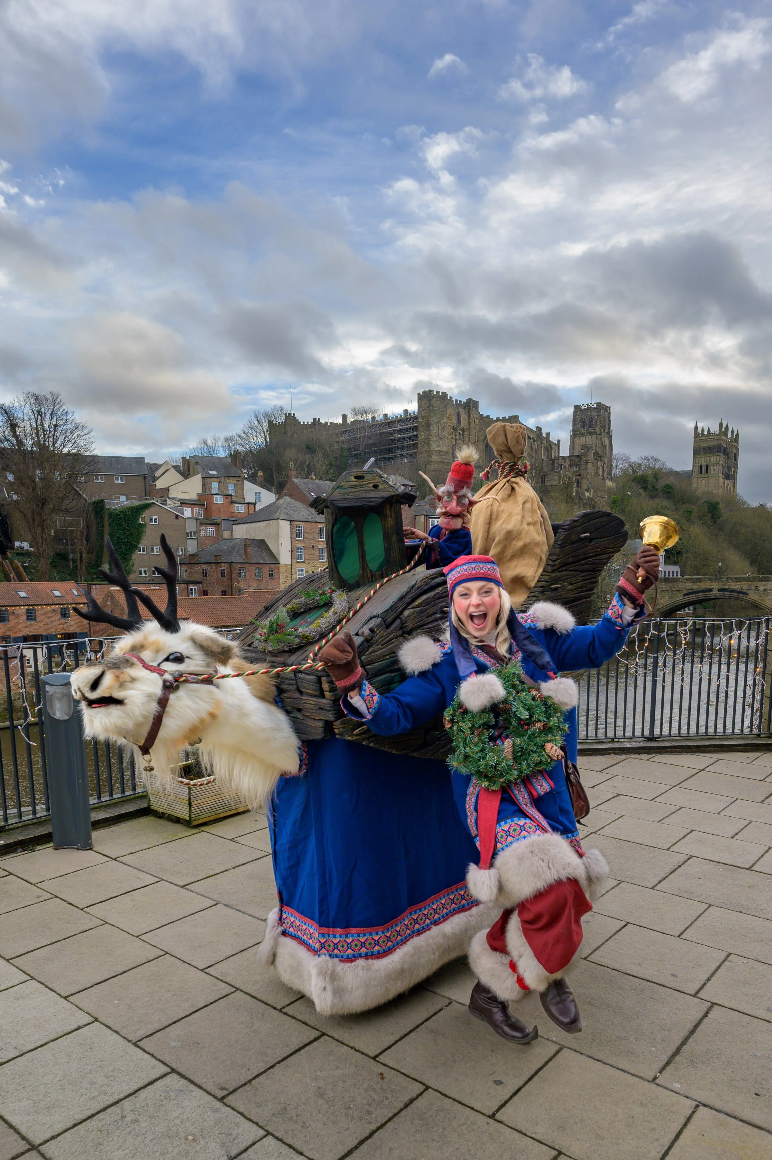 Jingle Bells 03 - shot by Ian Squire.jpg