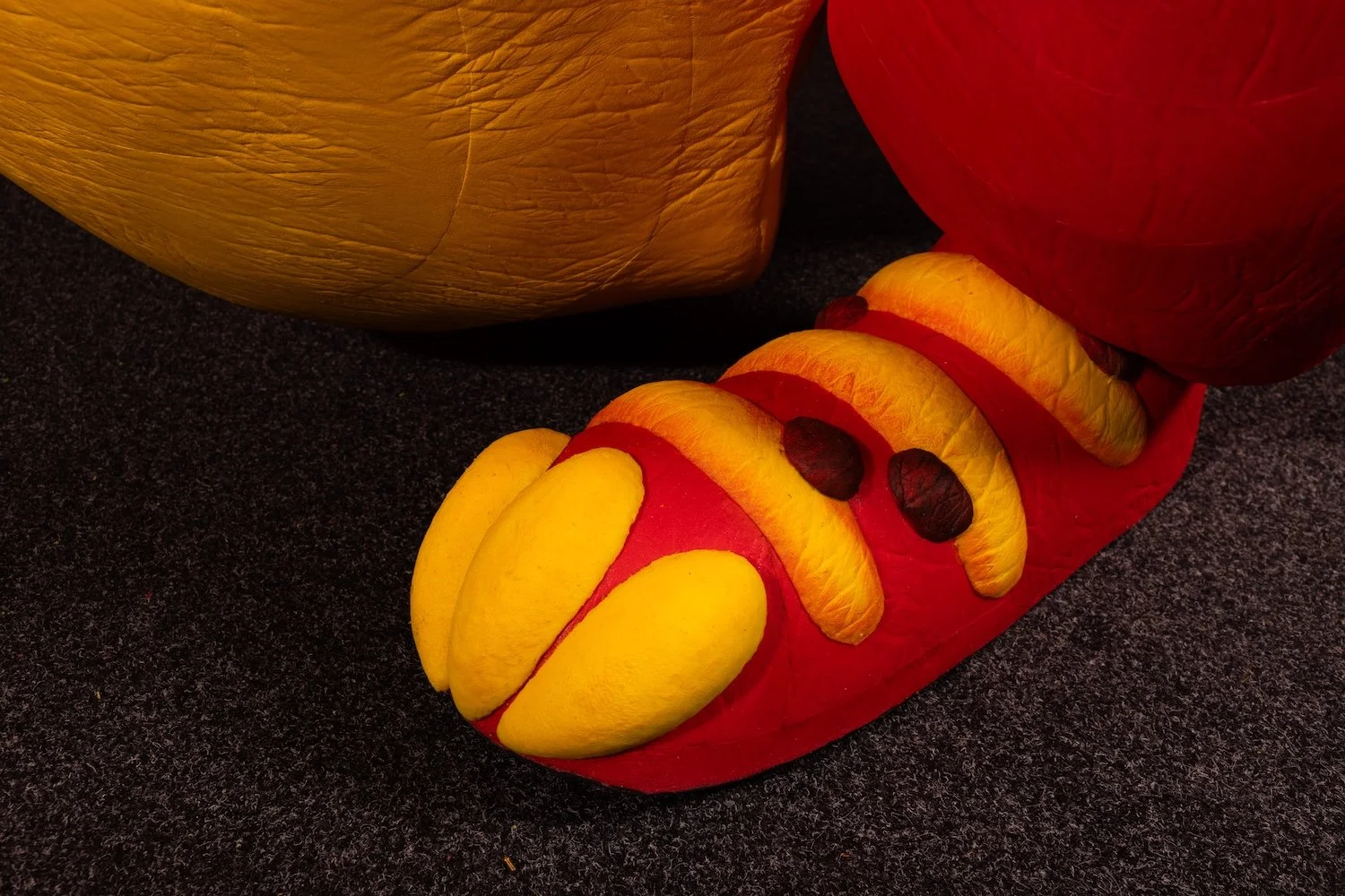 Puppetry Studio UK - The Dinosaur that Pooed a Rock Show 