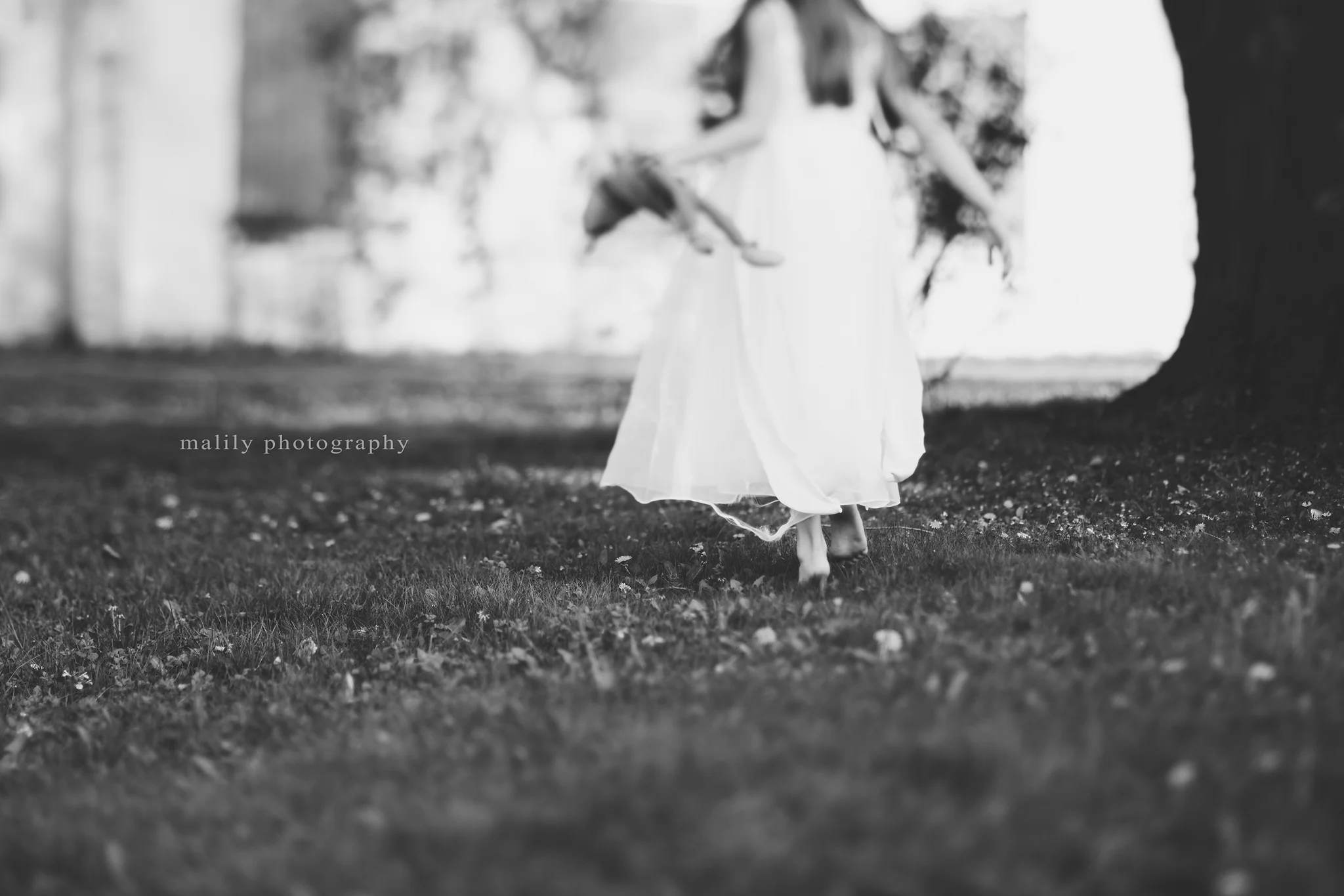 malily photography | little girl running with doll