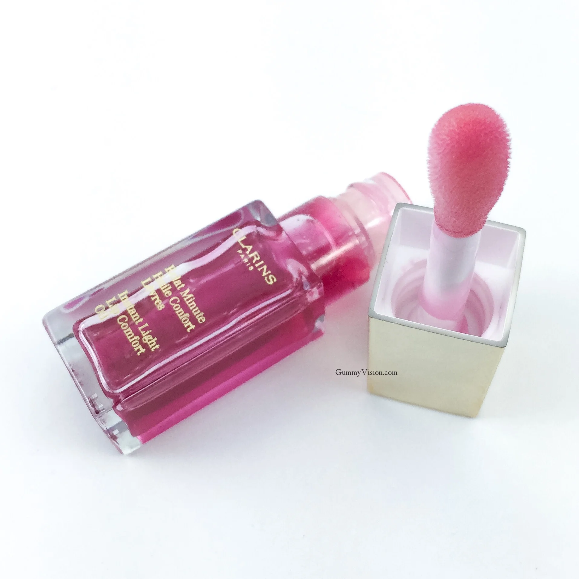 Clarins Instant Light Lip Comfort Oil (LE) in 02 Raspberry - www.gummyvision.com