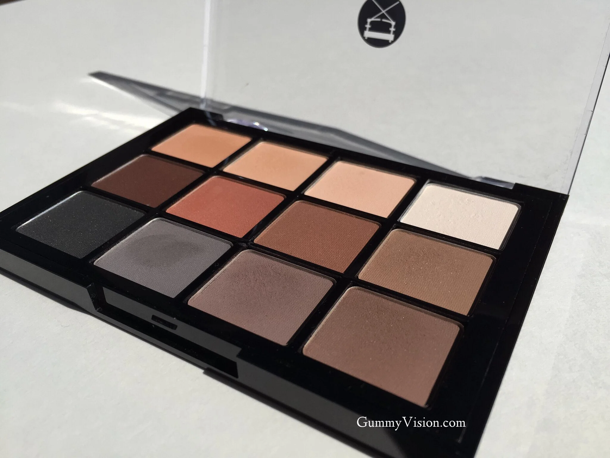 Viseart Eyeshadow Palette In 01 Neutral Matte - gummyvision.com