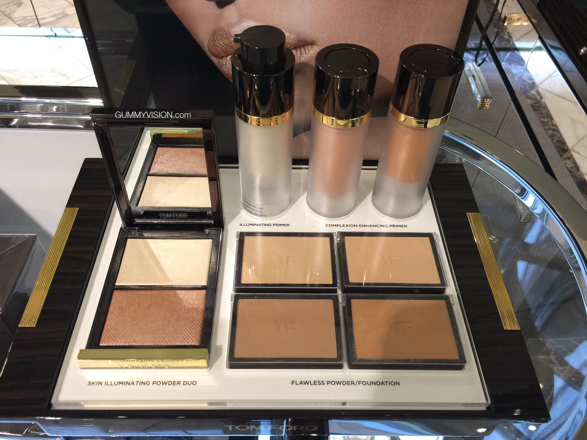 Counter Swatches: Tom Ford Fall 2015 - Complexion Enhancing Primers in Pink  & Peach & Skin Illuminating Powder Duo in Moodlight — Grey to Z