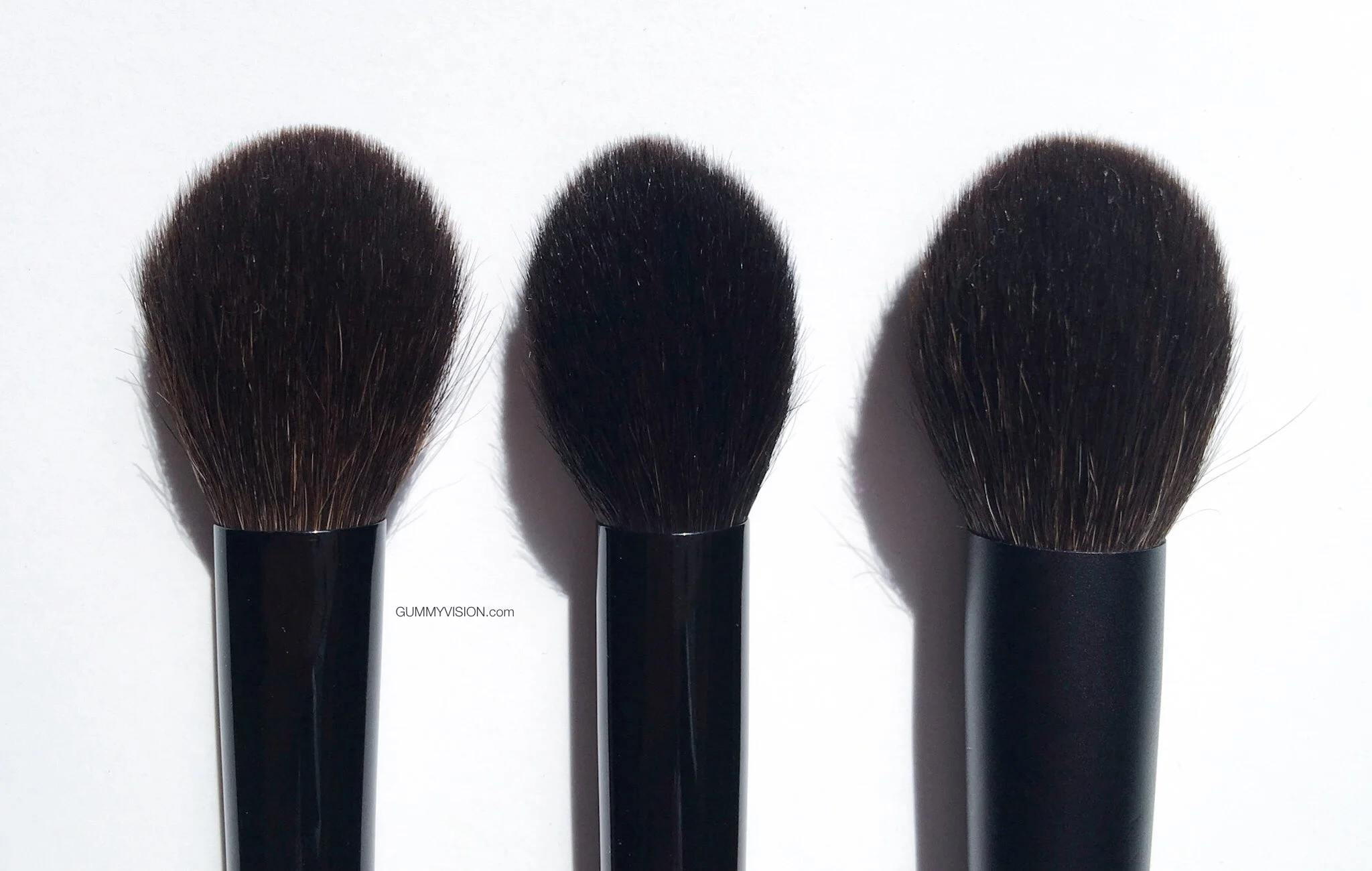Brush Comparison: Suqqu Cheek Brush, Wayne Goss 02, Surratt Cheek Brush