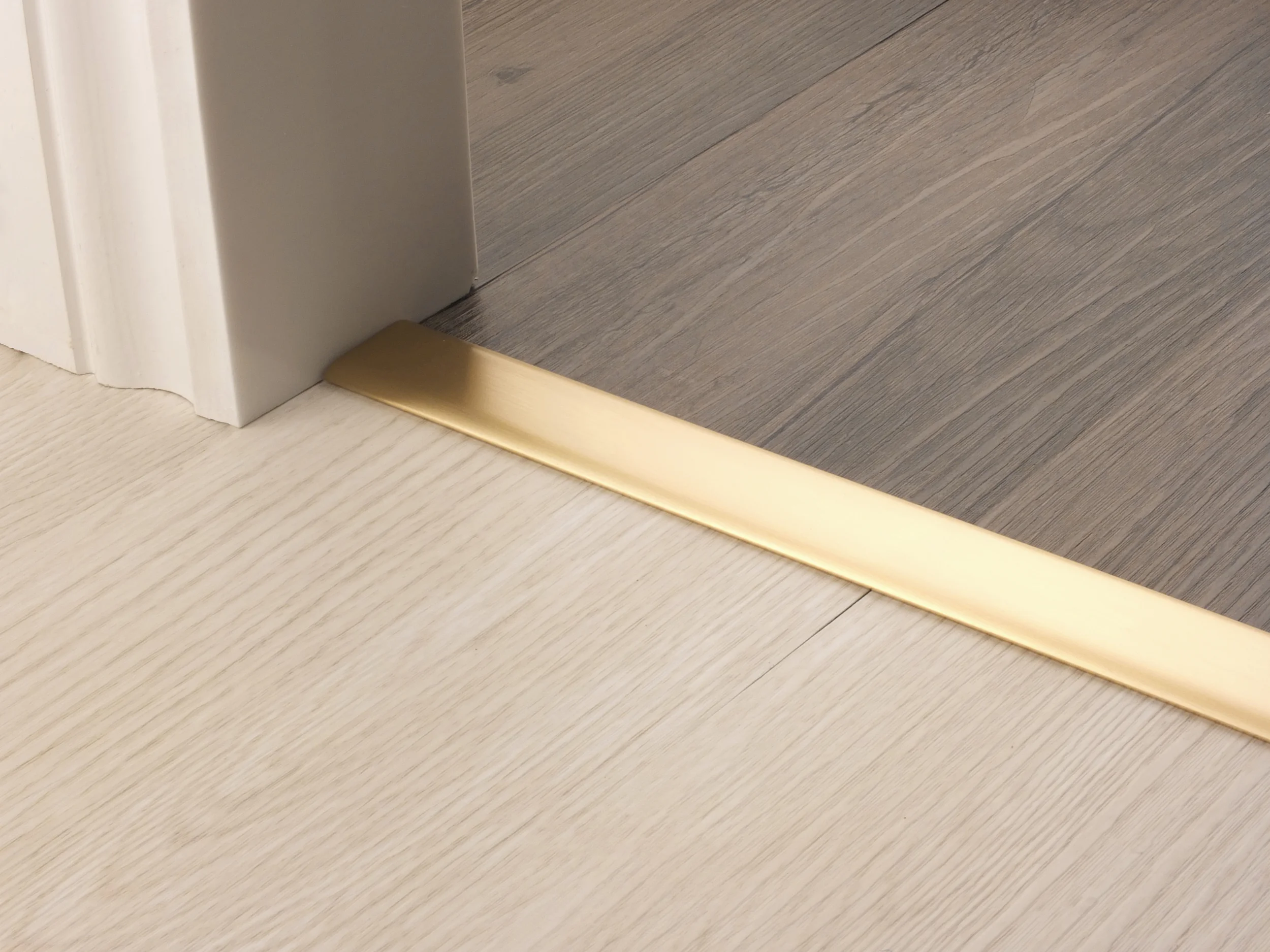 stairrods-doorbar-satin-brass-eurocover.jpg