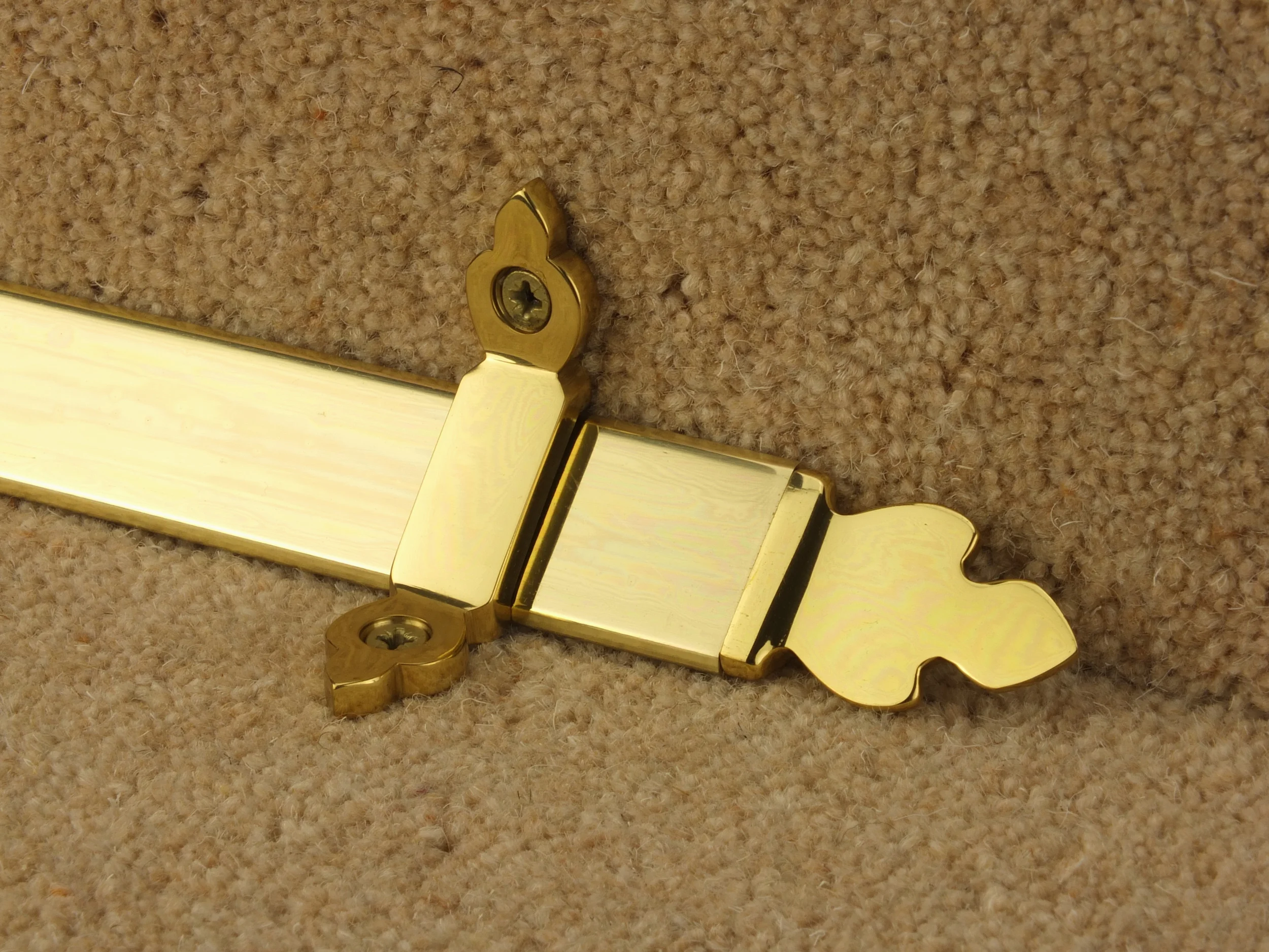 stairrods-brass-triangular-trefoil.jpg