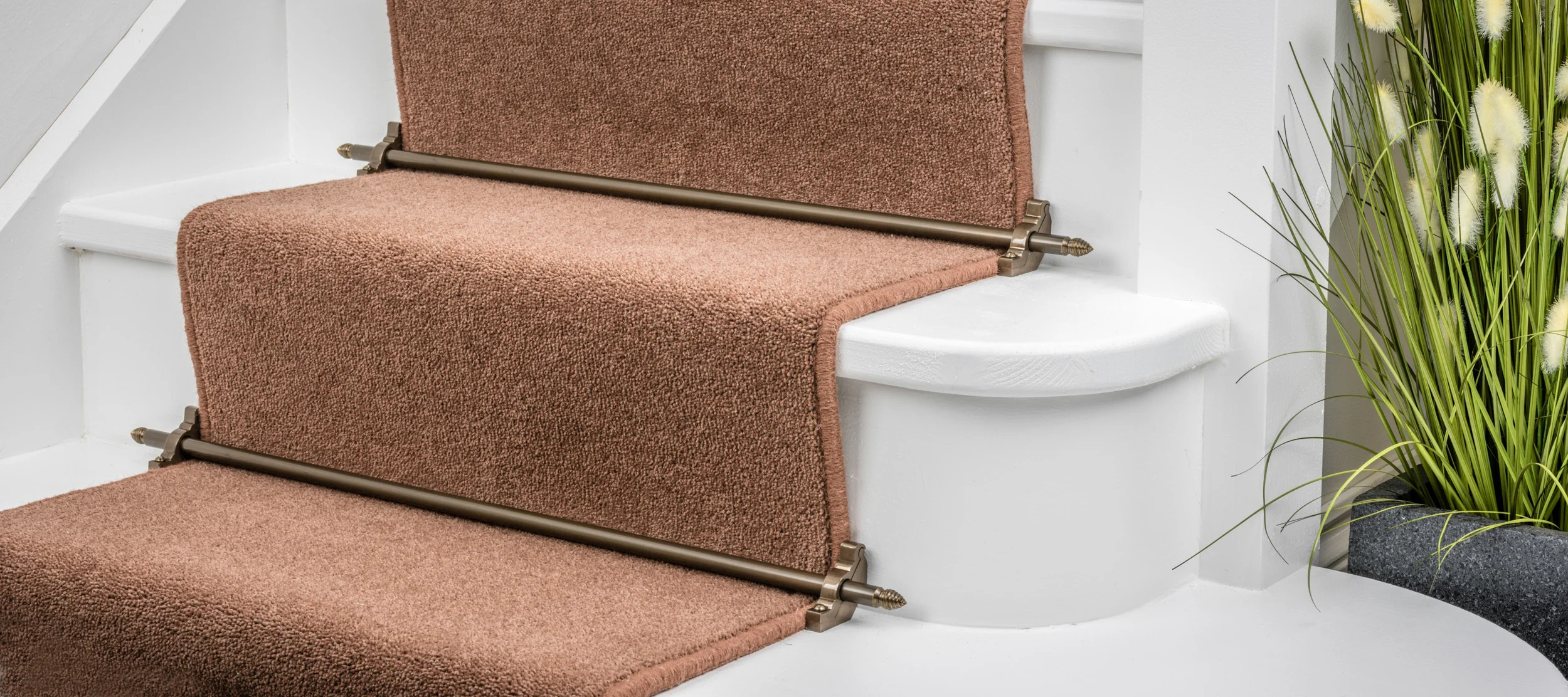 Stair Step Rods Stairrods UK Ltd. Premier Range solid brass stair rods 10 colours