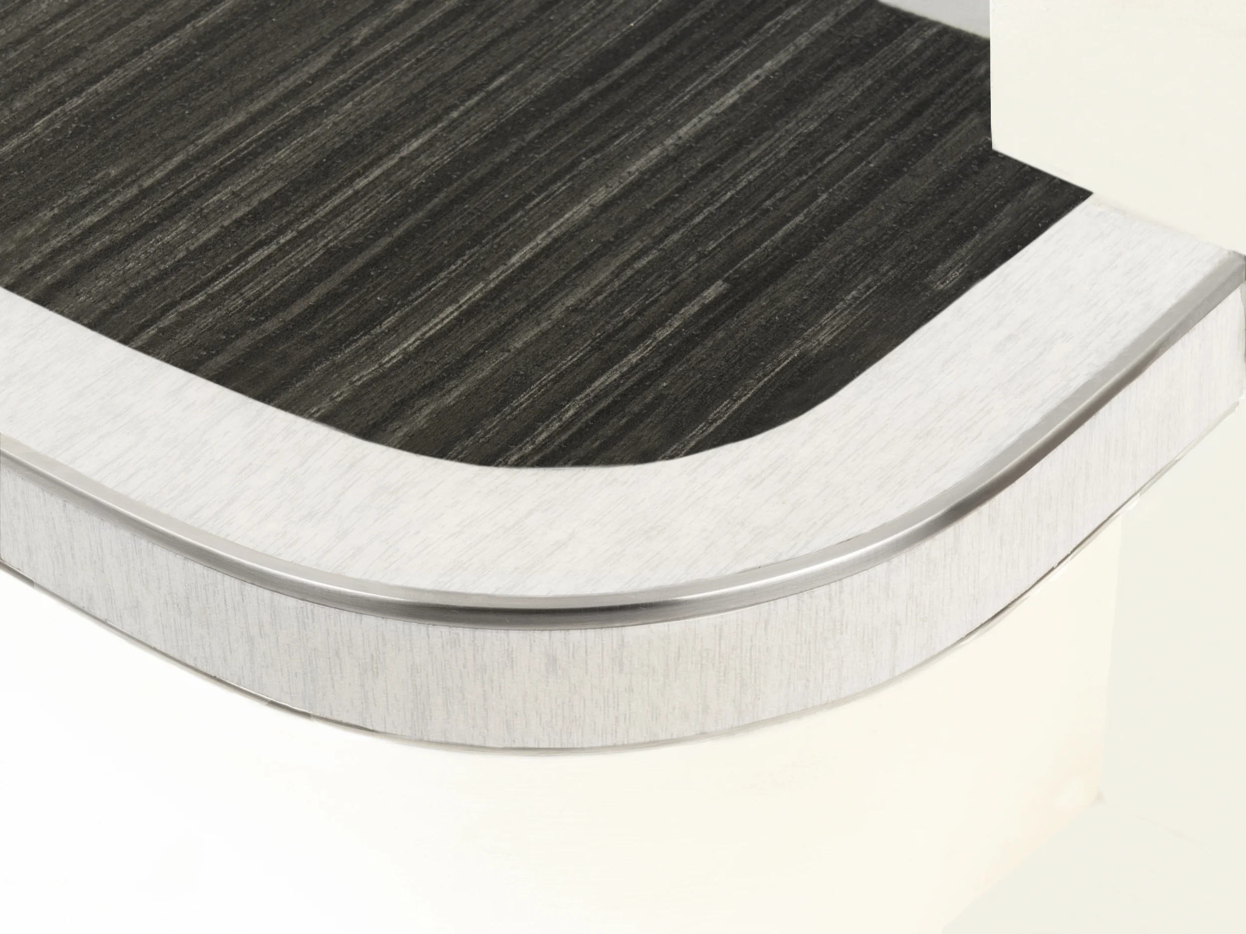 stairrods-safety-floor-brushed-chrome-bendy-bull_edited-2.jpg