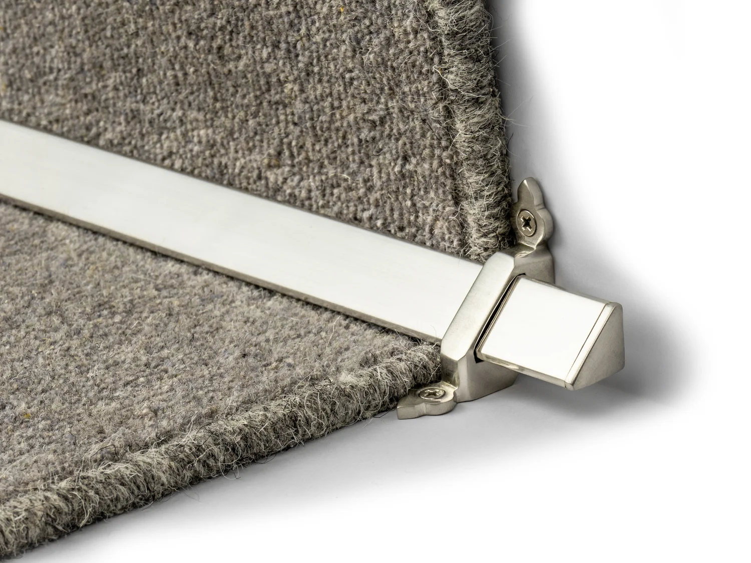 Triangular Stair Rods Stairrods UK Royale Vue triangular stair rod in 10 colours