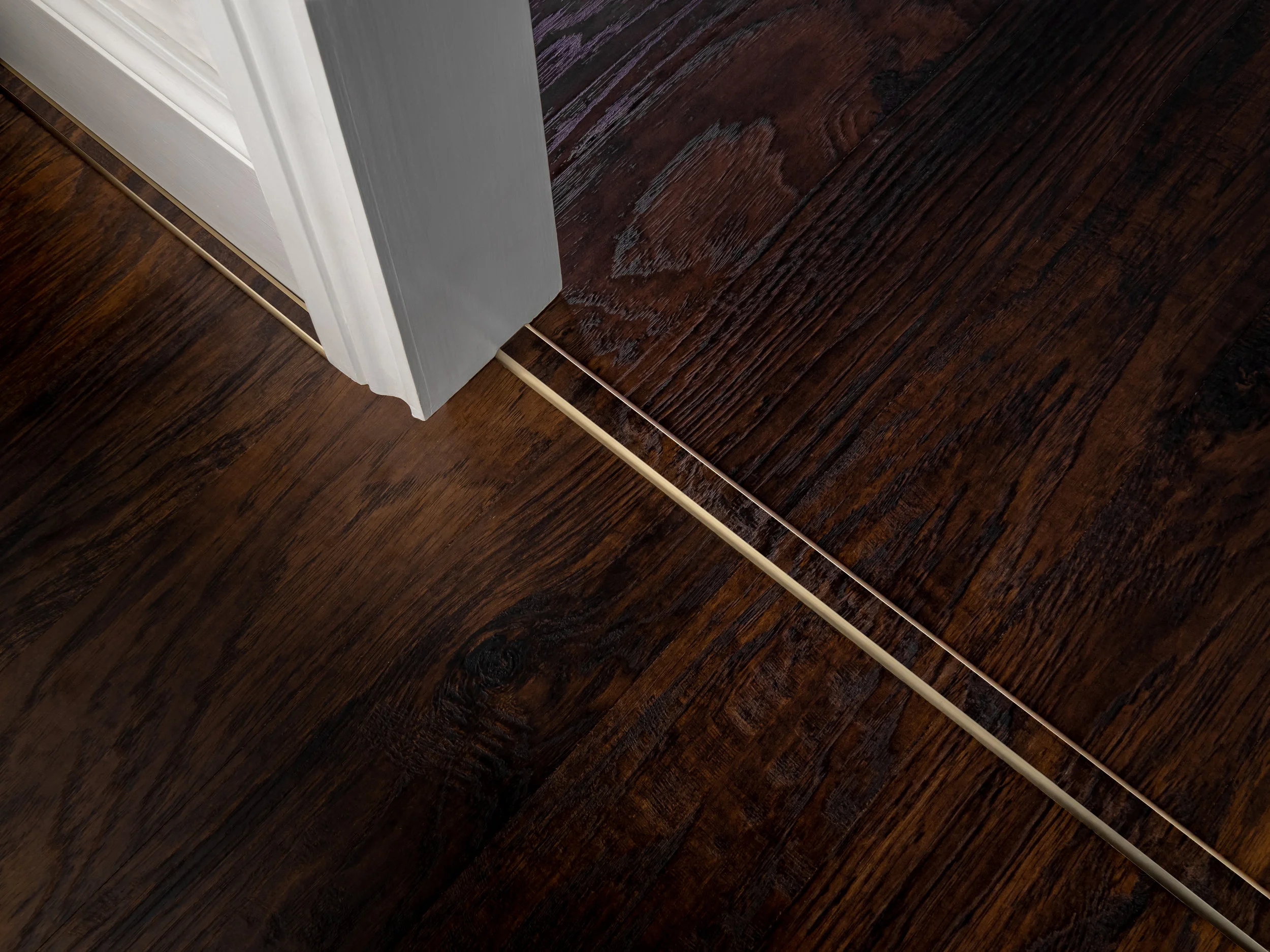stairrods-uk-bronze-ali-lami-tramline.jpg