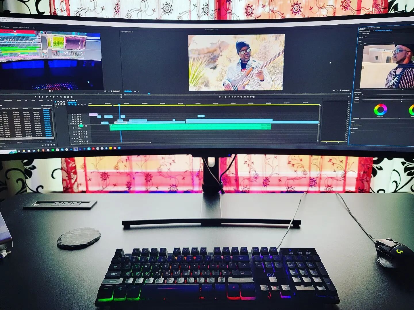 Working on something special for yall this weekend!! It may have something to do with @circa83music &amp; @bombbass1014 🤔🫢😍🤩🥰 #dtProducerLife
&bull;
#video #musicvideo #lofi #smoothjazz #videoediting