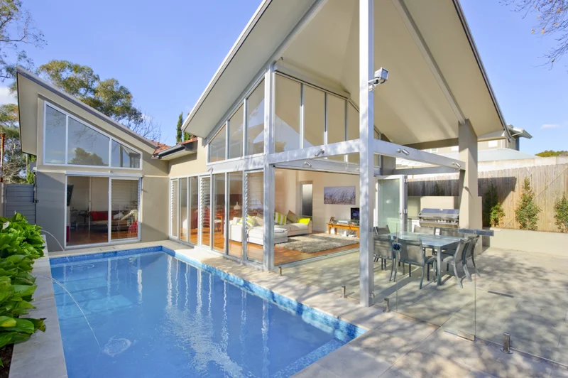 18 Tyneside Ave Willoughby_050710_LRG_005-2.jpg