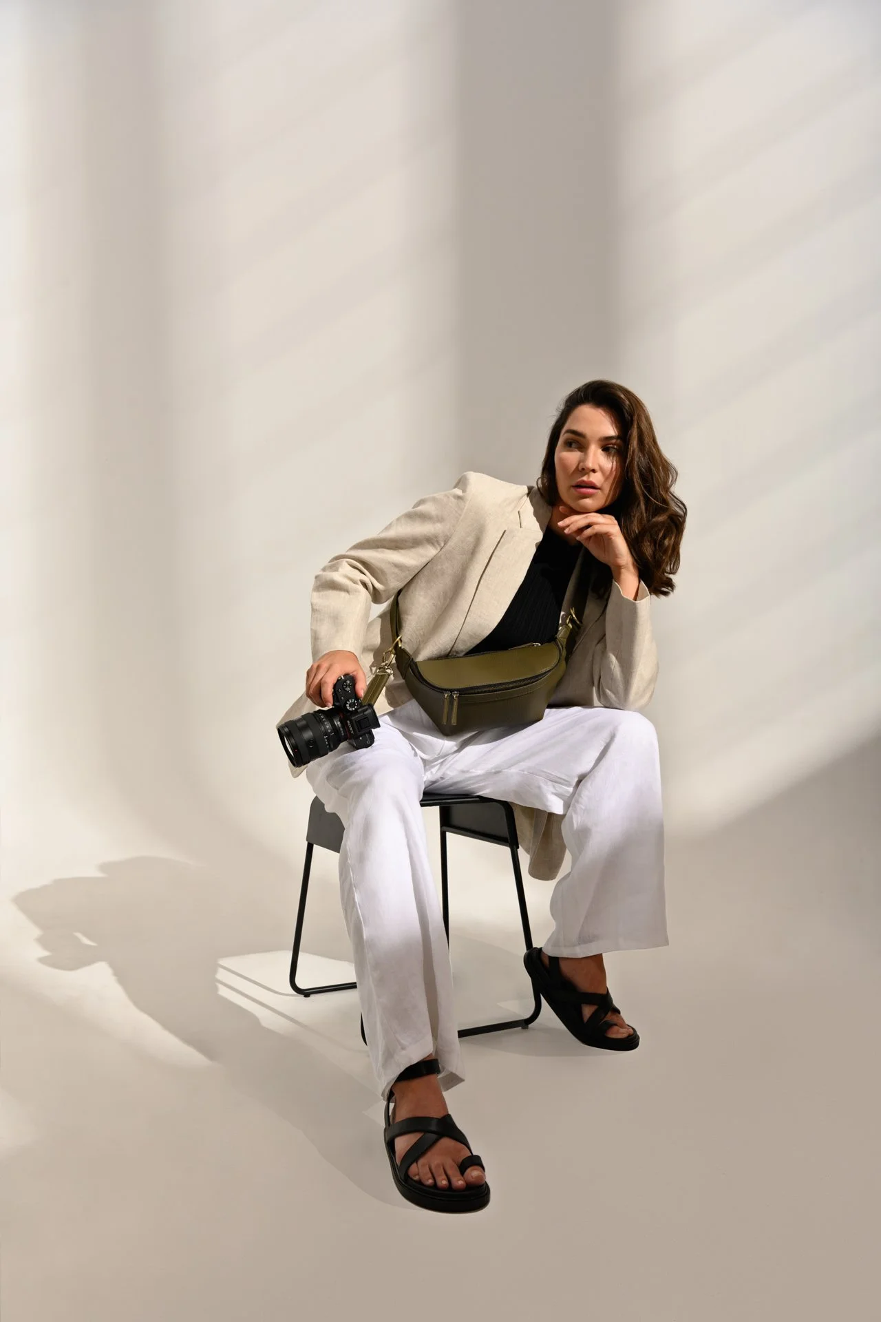 0019_Kamrette_FashionShoot_230524_0473-Edit_2_LRG_SML.jpg