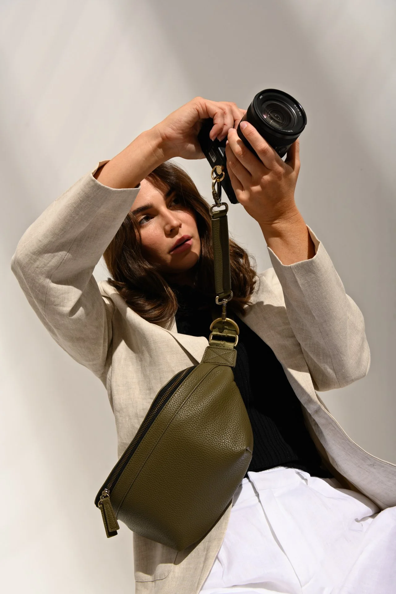 0021_Kamrette_FashionShoot_230524_0456-Edit_LRG_SML.jpg