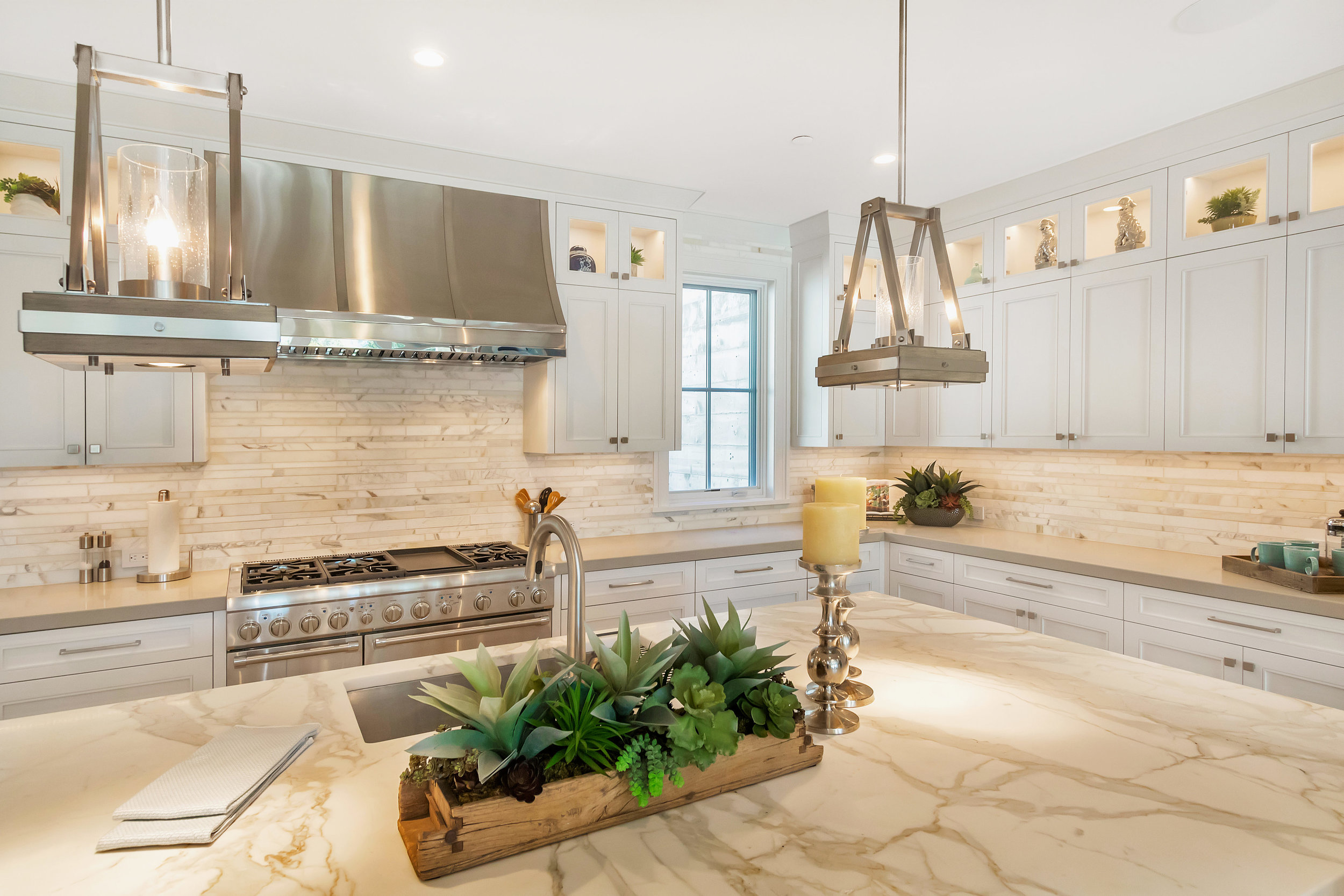 36 Las Vegas Rd Orinda CA-print-015-26-Dining RoomKitchen-4200x2800-300dpi.jpg