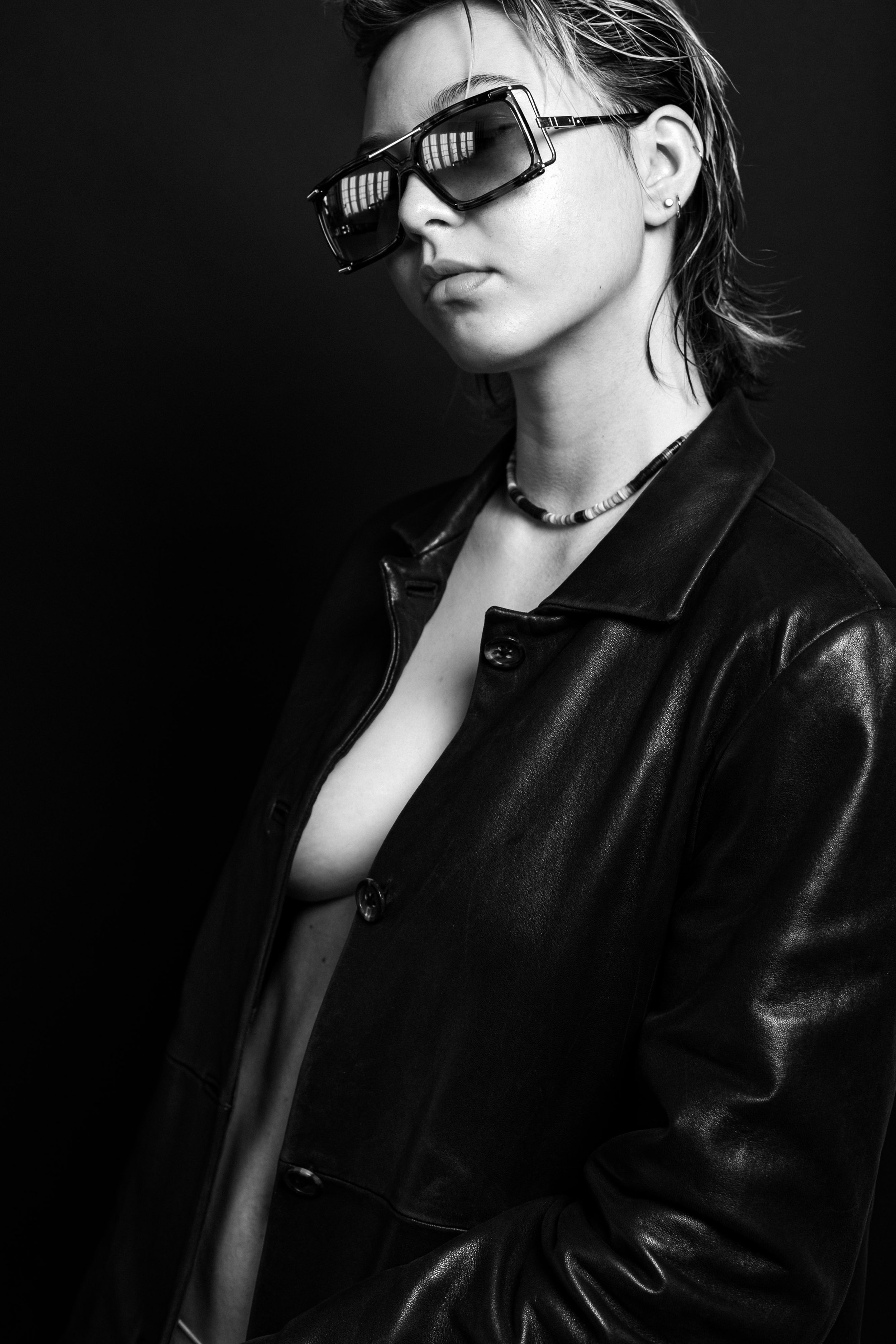 SloaneLeatherSunglassB&W-2293.jpg