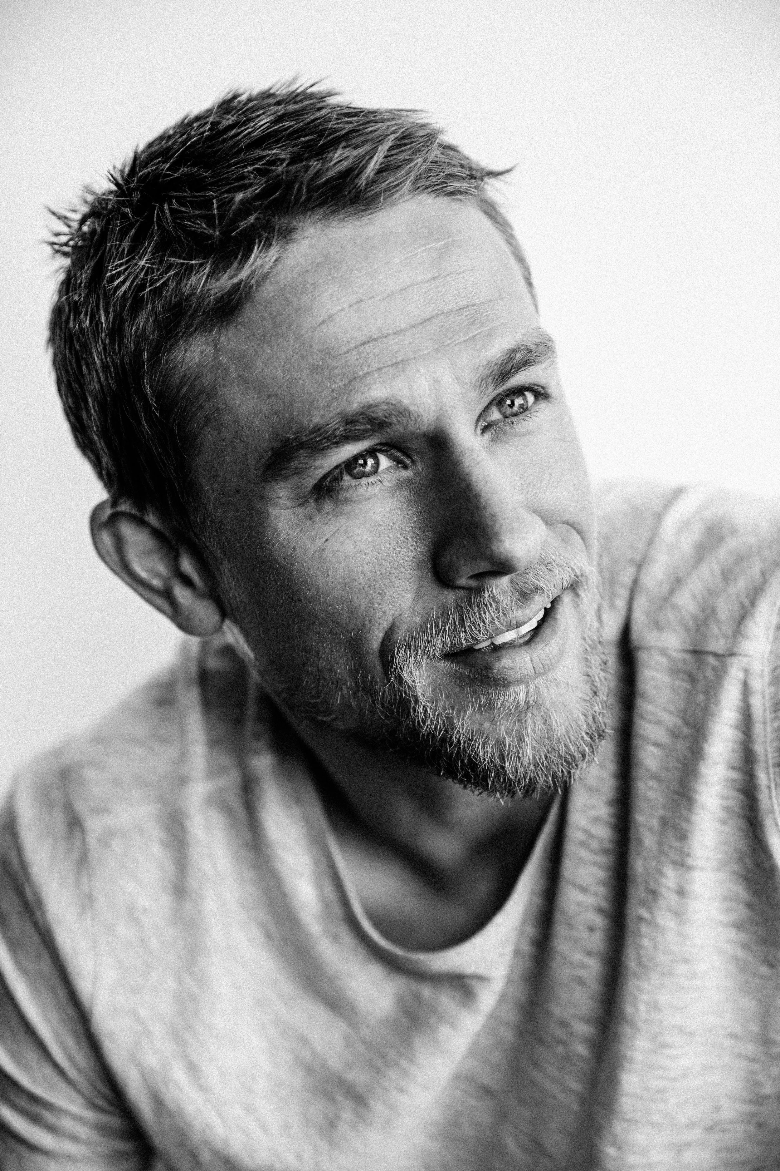 1B6A8961blknwhite copy.jpg