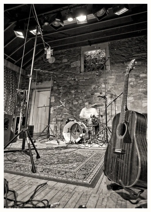 Full Tonne Kidd Studio 15BW .jpg
