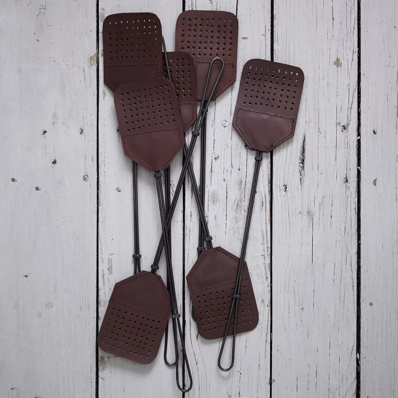 leather-steel-fly-swatter-xl.jpg