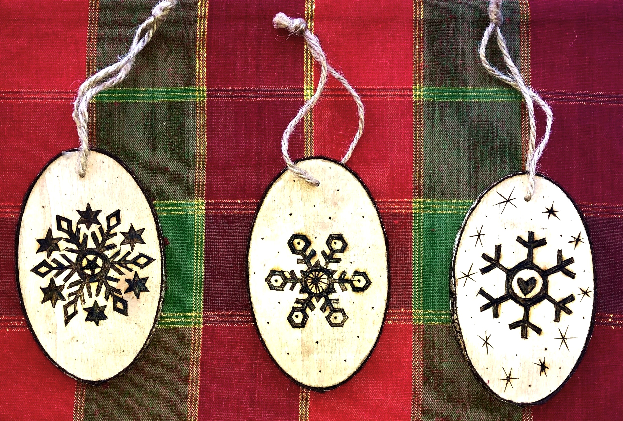 How to Wood Burn a Christmas Ornament - News