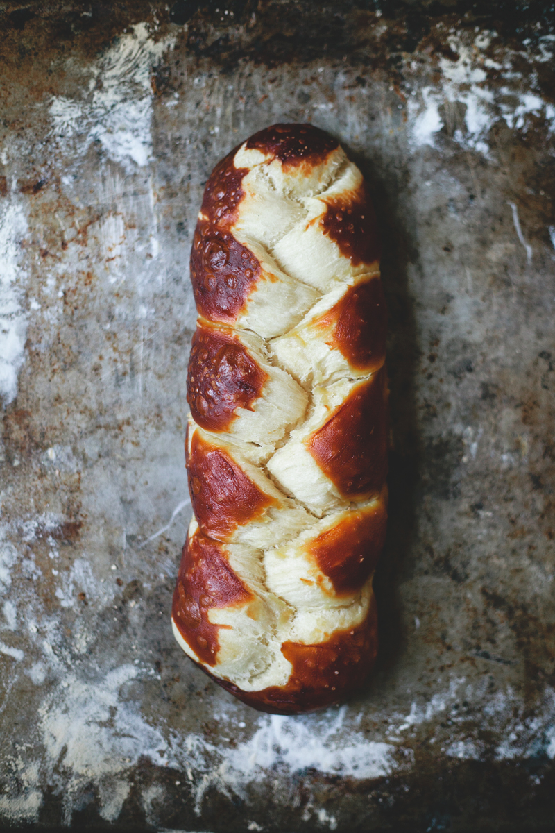 pretzelchallah8.jpg