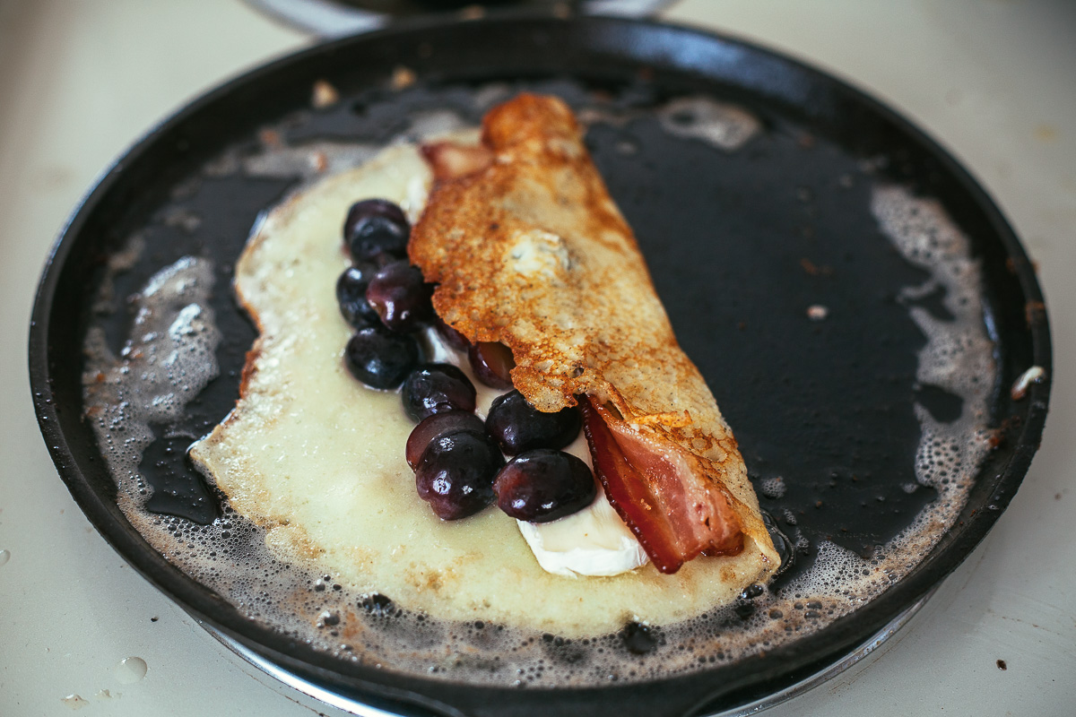 grape crepes-2.jpg