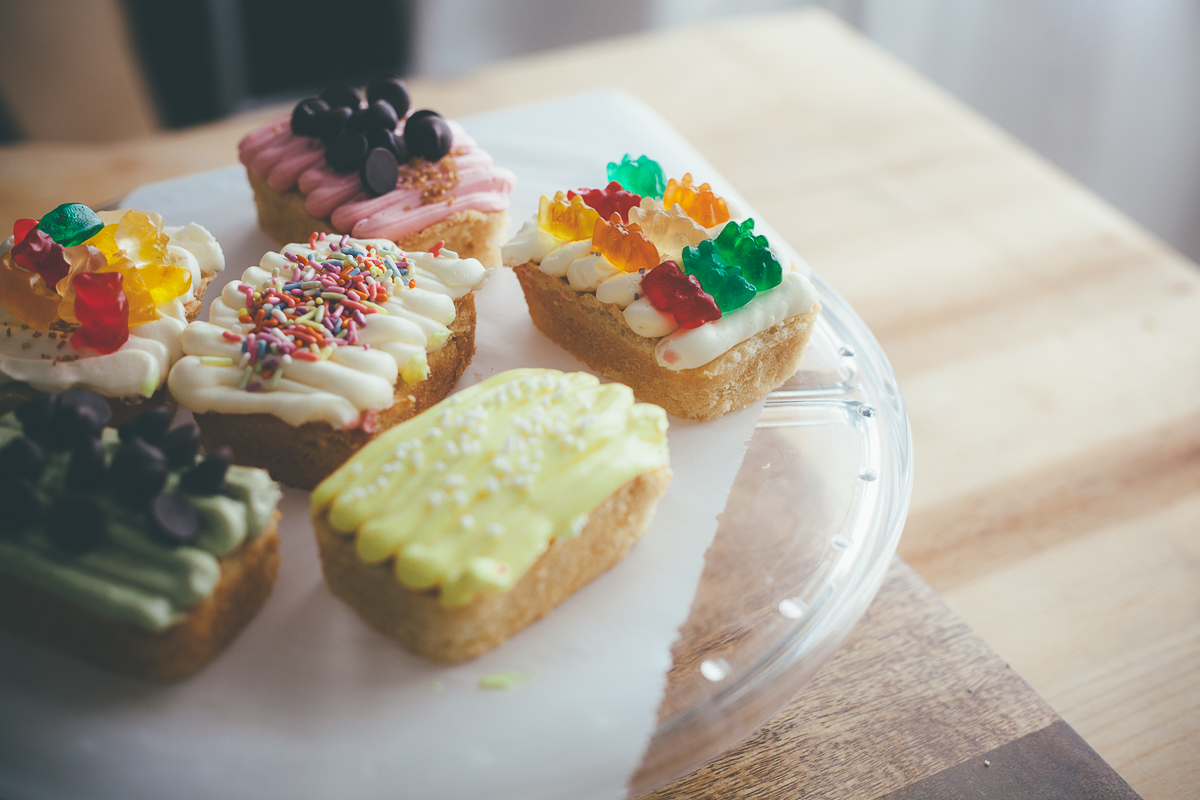 vanilla-loaf-cakes-2.jpg