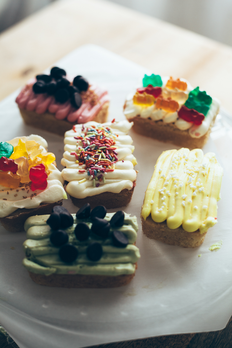 vanilla-loaf-cakes-3.jpg