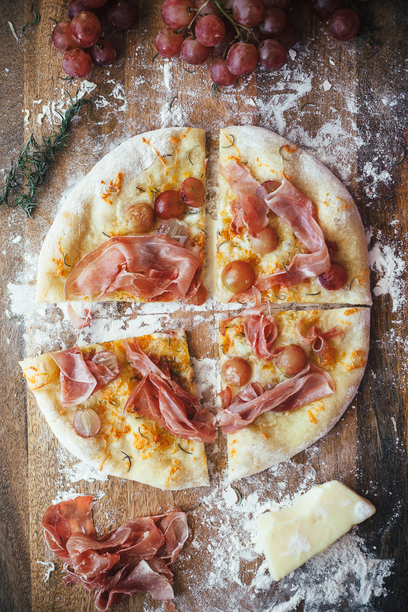 prosciutto-grape-pizza-5.jpg