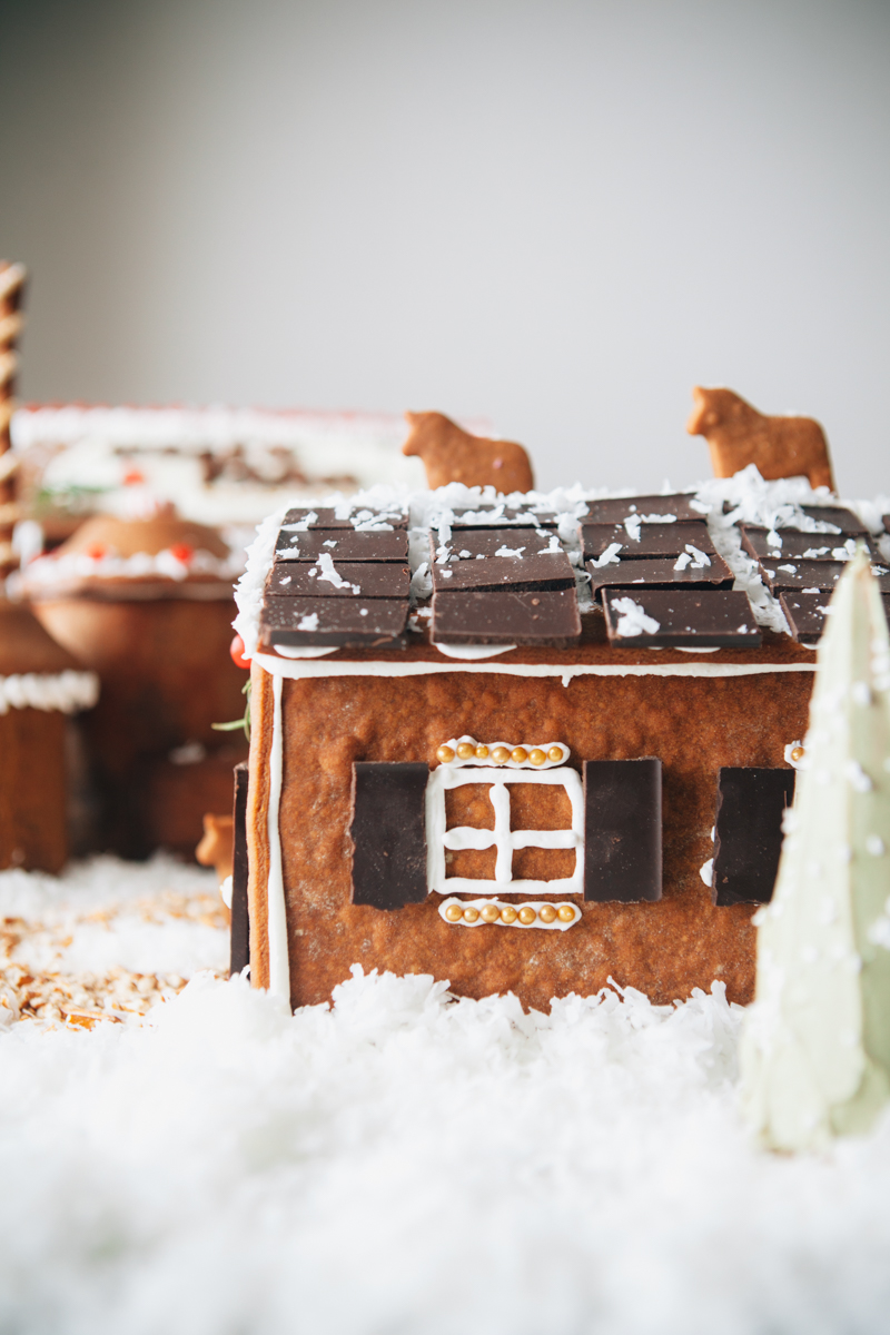 gingerbread-house-43-1.jpg