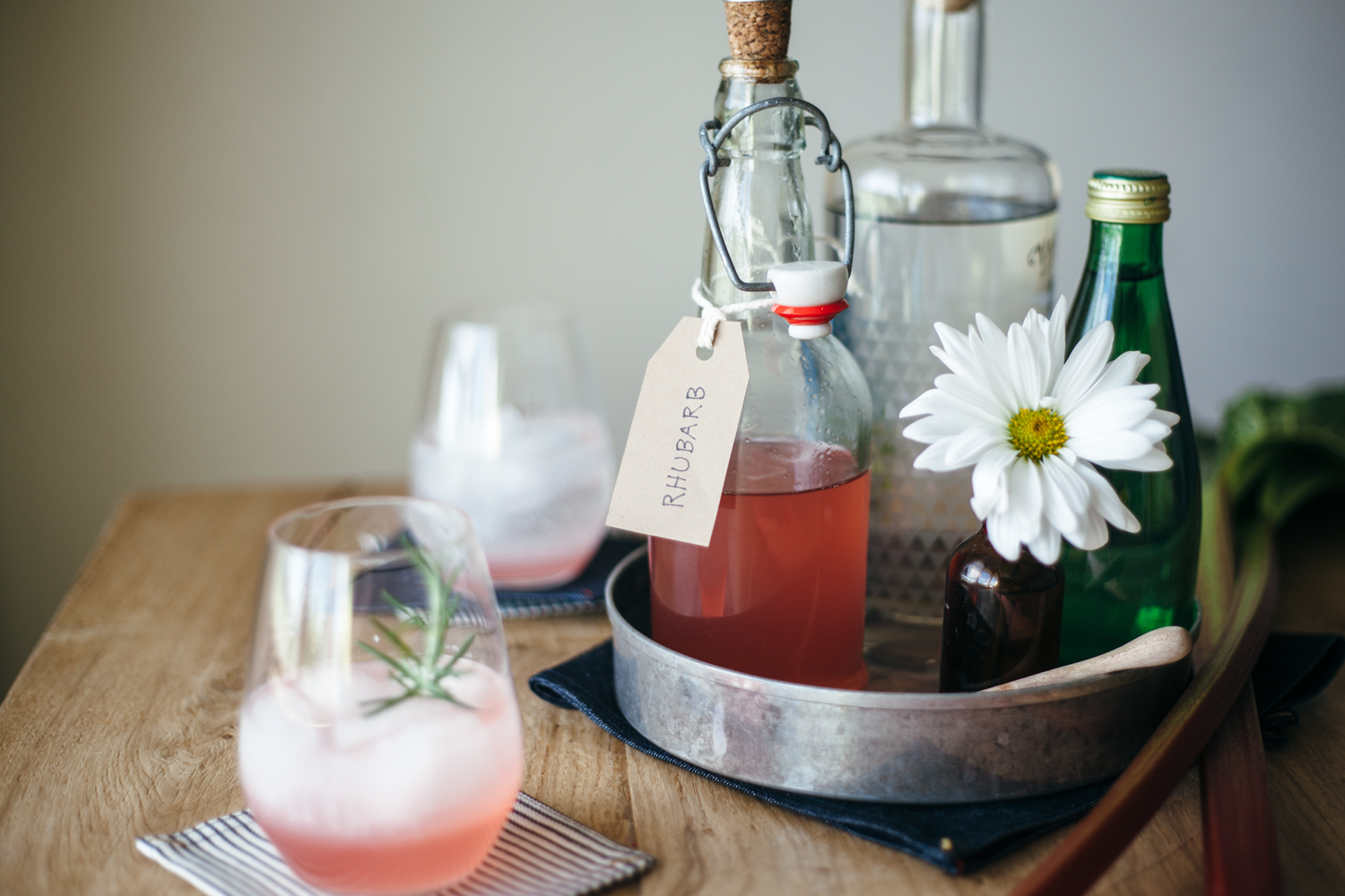 rhubarb syrup-14.jpg