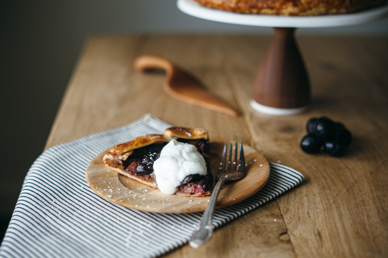 peanut butter grape galette-11.jpg