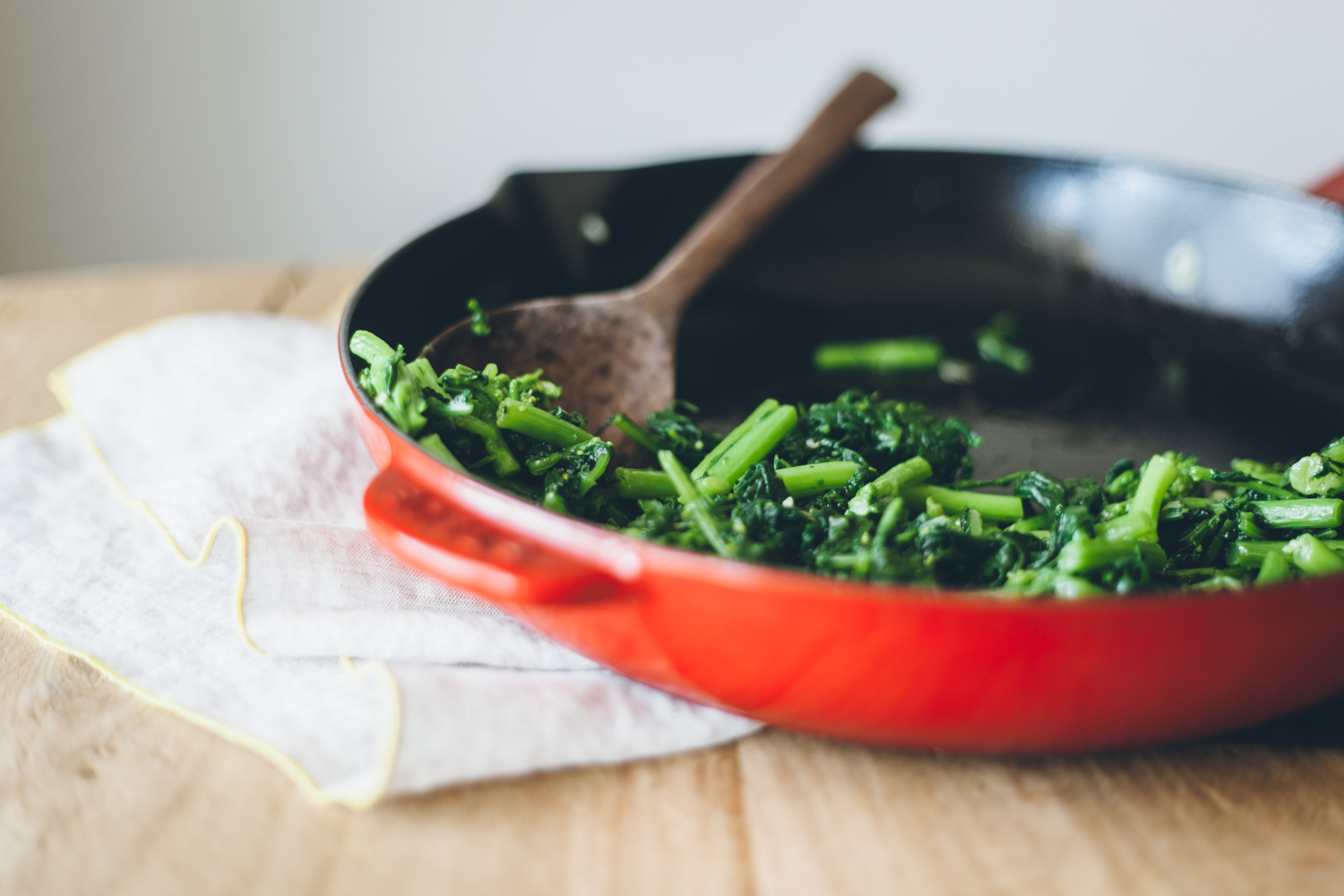 garlic sesame broccoli rabe-6.jpg