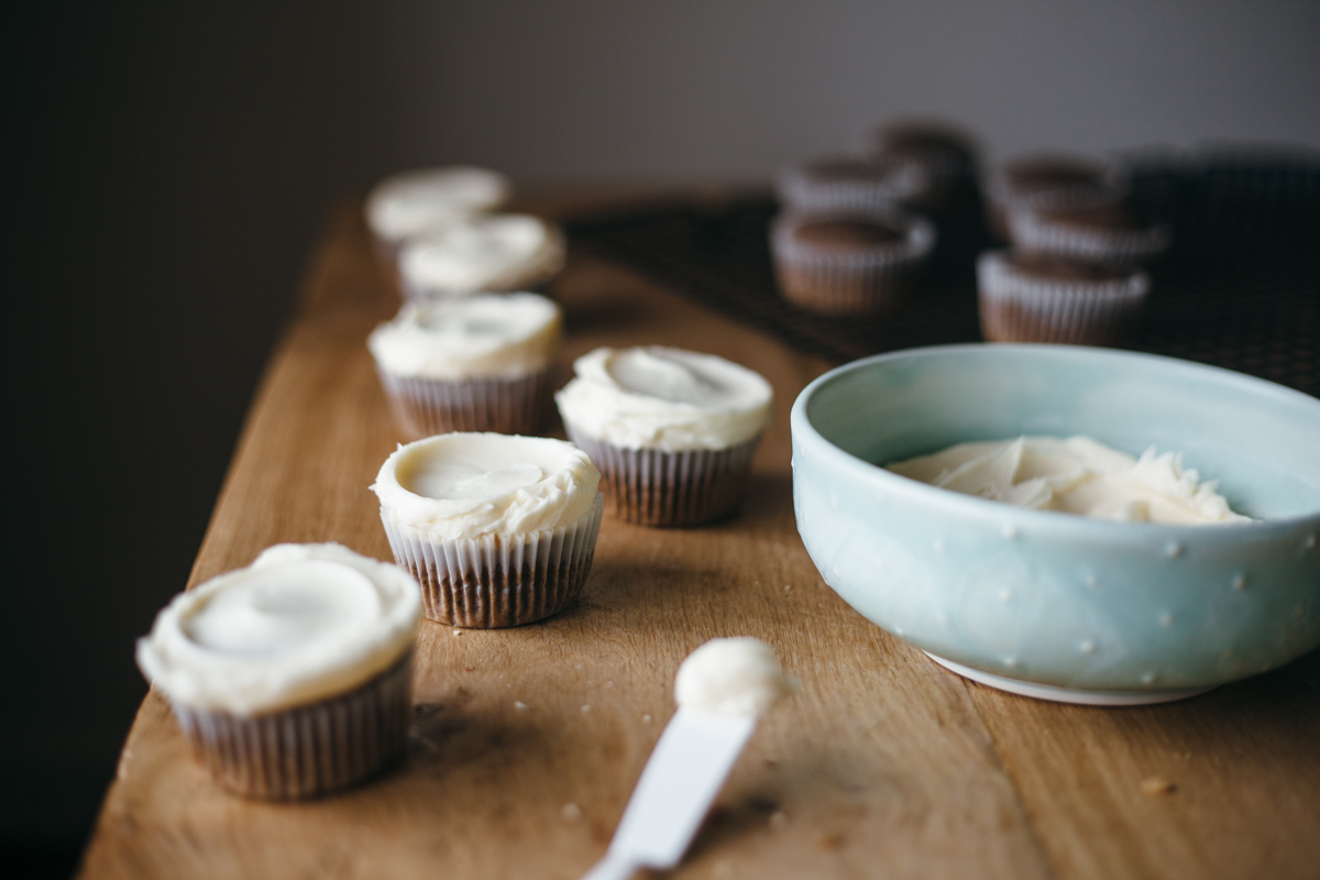 black sesame cupcakes-7.jpg