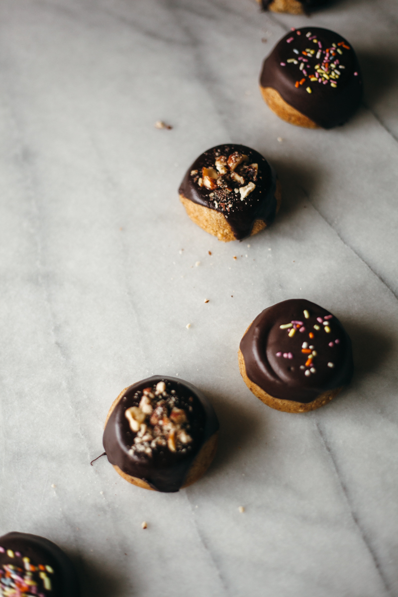 hazelnut mini cakes-15.jpg