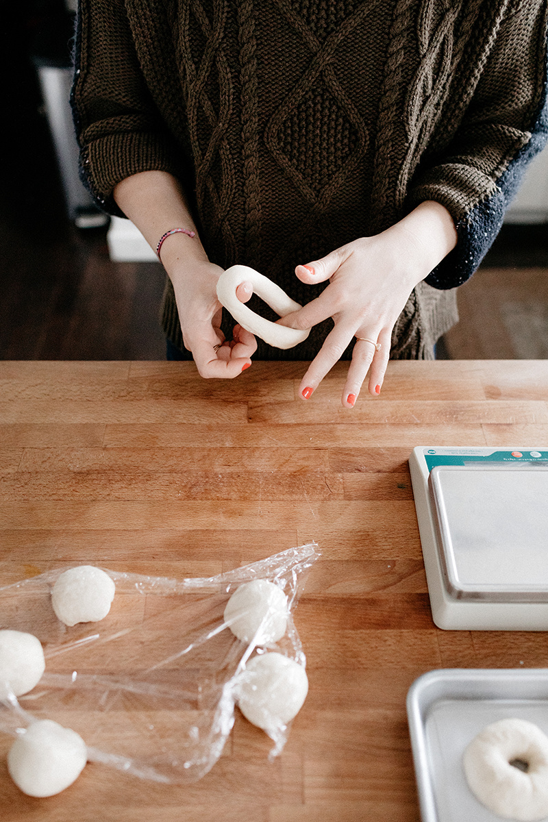 molly_yeh_cabotcheese_pizzabagels-16.jpg