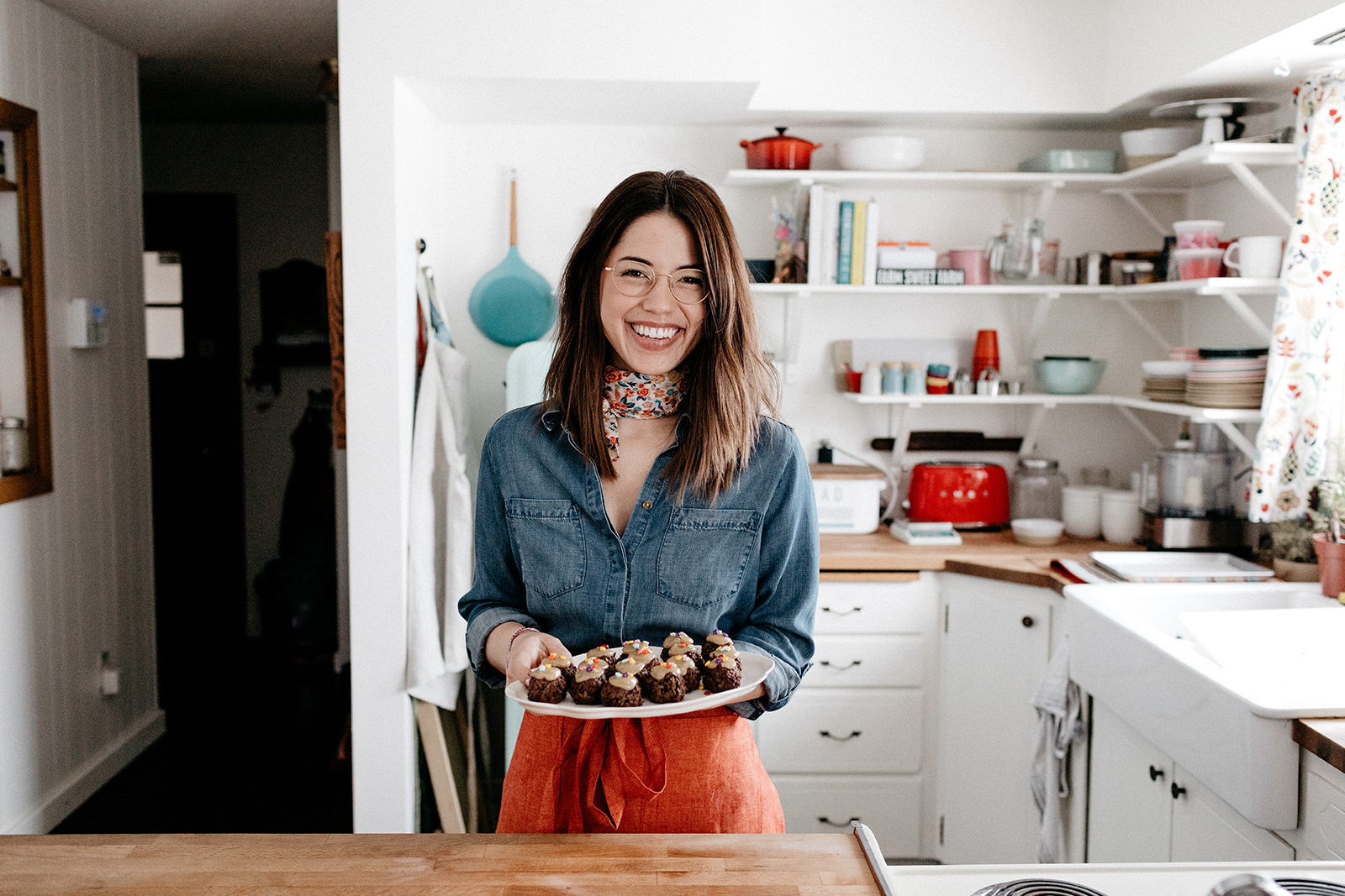 rachaelray_mollyyeh_macaroons-23.jpg