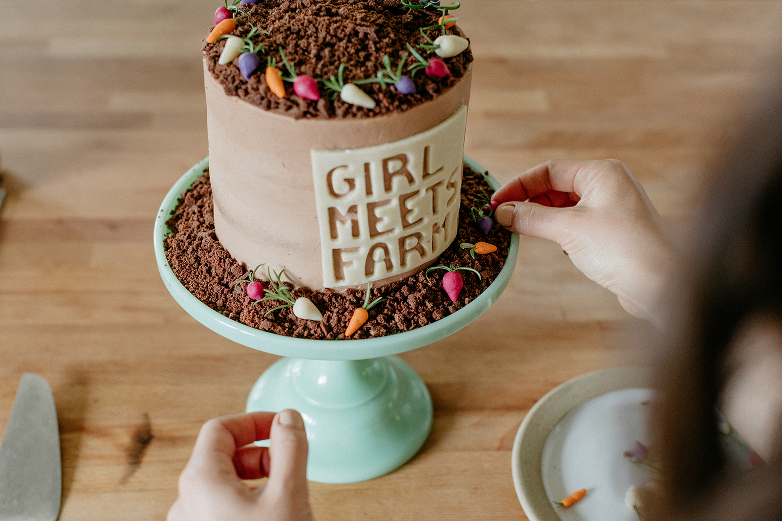 molly-yeh-girl-meets-farm-cake-3.jpg