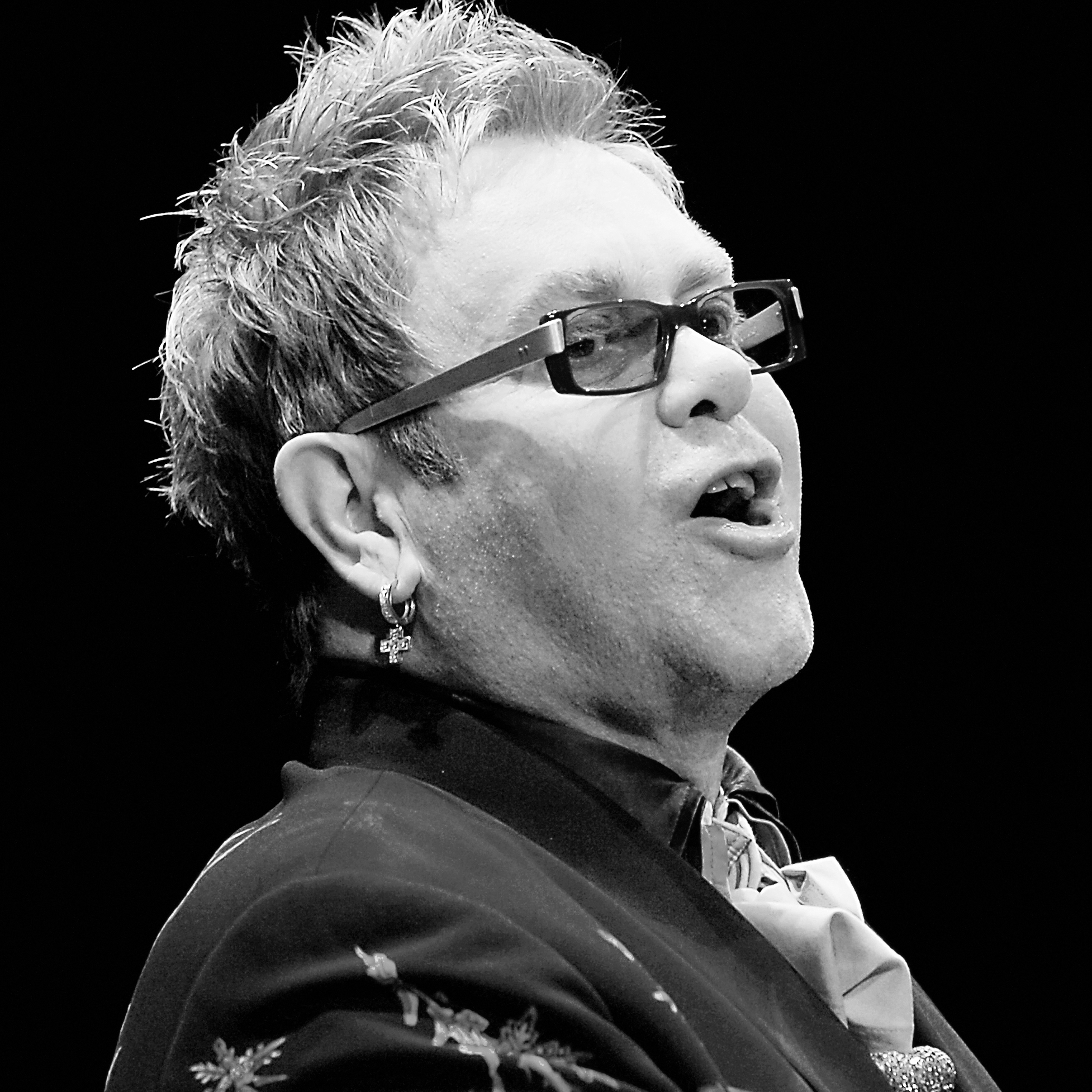 7288.eltonjohn-01.jpg