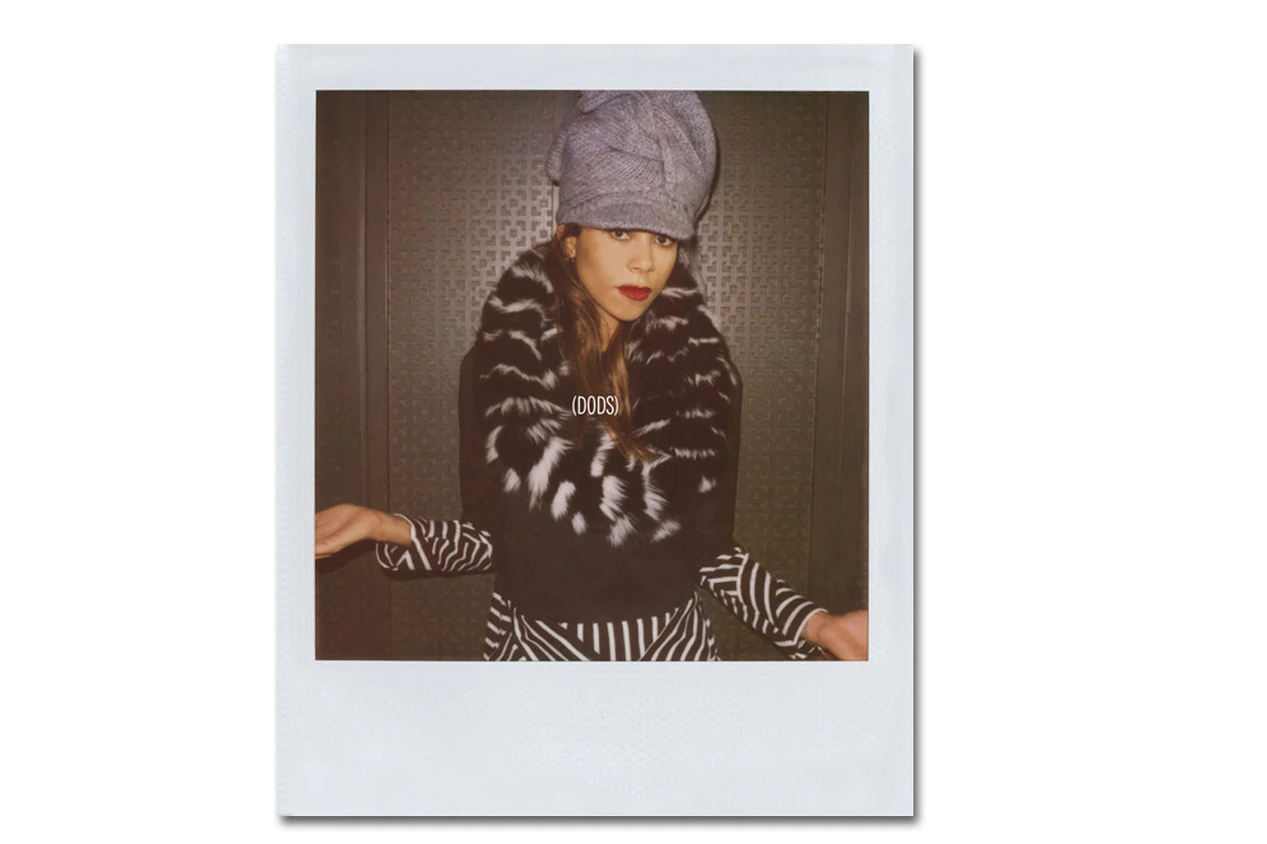 rashida-jones-kidada-jones-band-of-outsiders-001.jpg