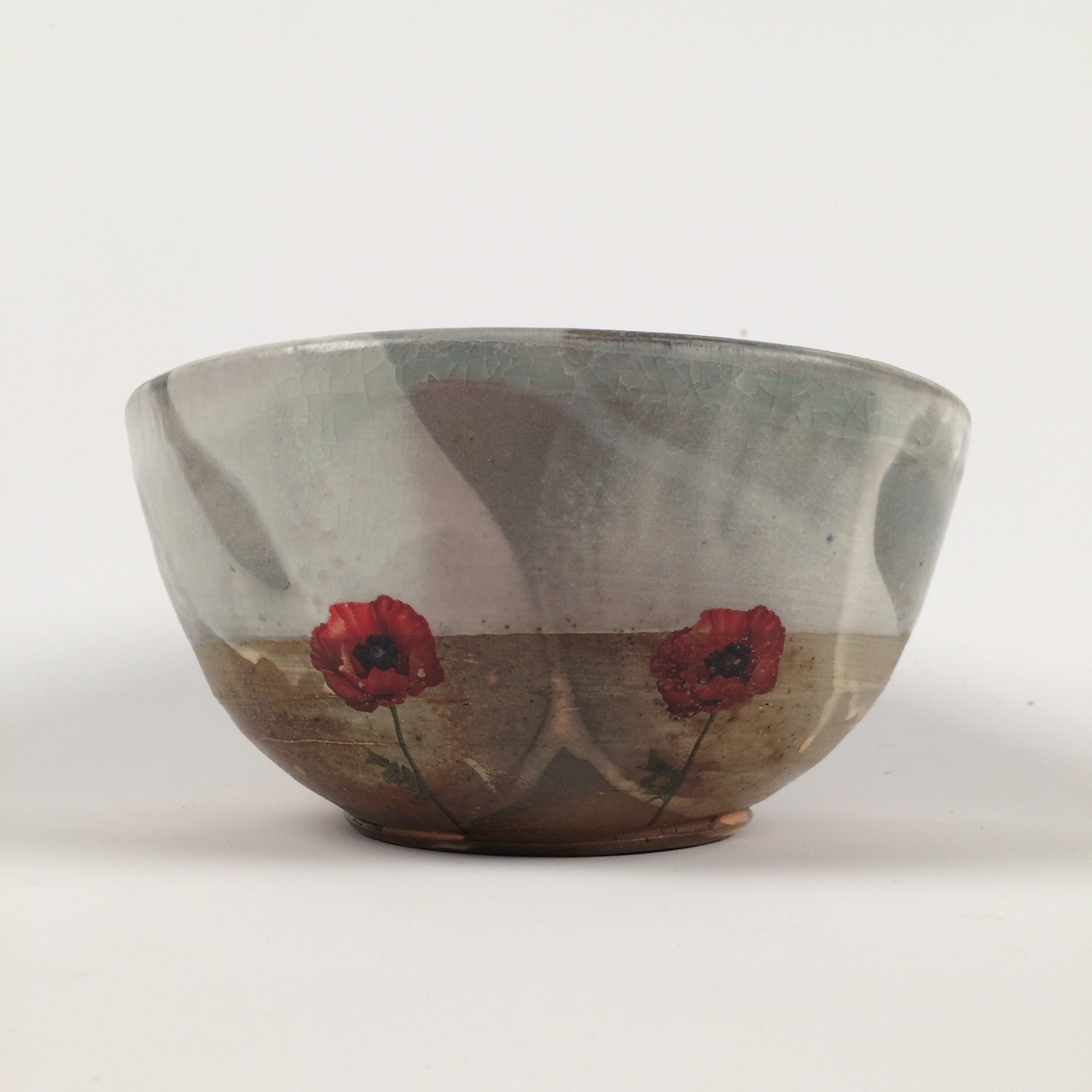 Justin Rothshank Ceramic Serving Bowl, 8" in diameter, and 5" tall SOLD Value: $75 Starting Bid: $65