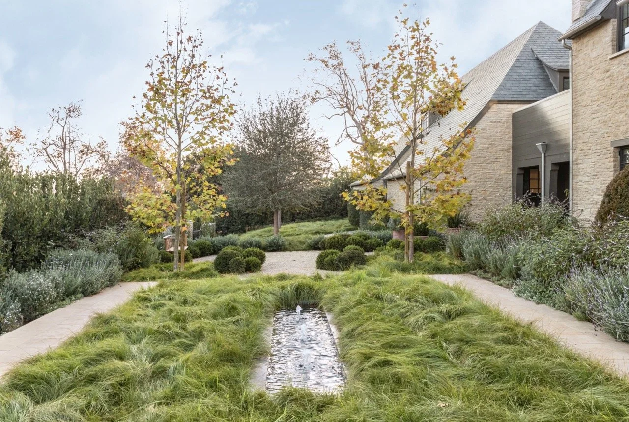 McAlpineBooth_Spaniciatti_FrontExteriorFountain_0011_R3 Large.jpeg