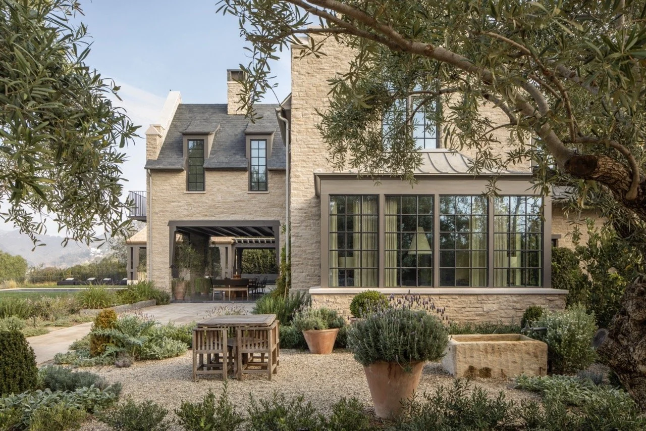 McAlpineBooth_Spaniciatti_SideExterior1_0024_R Large.jpeg