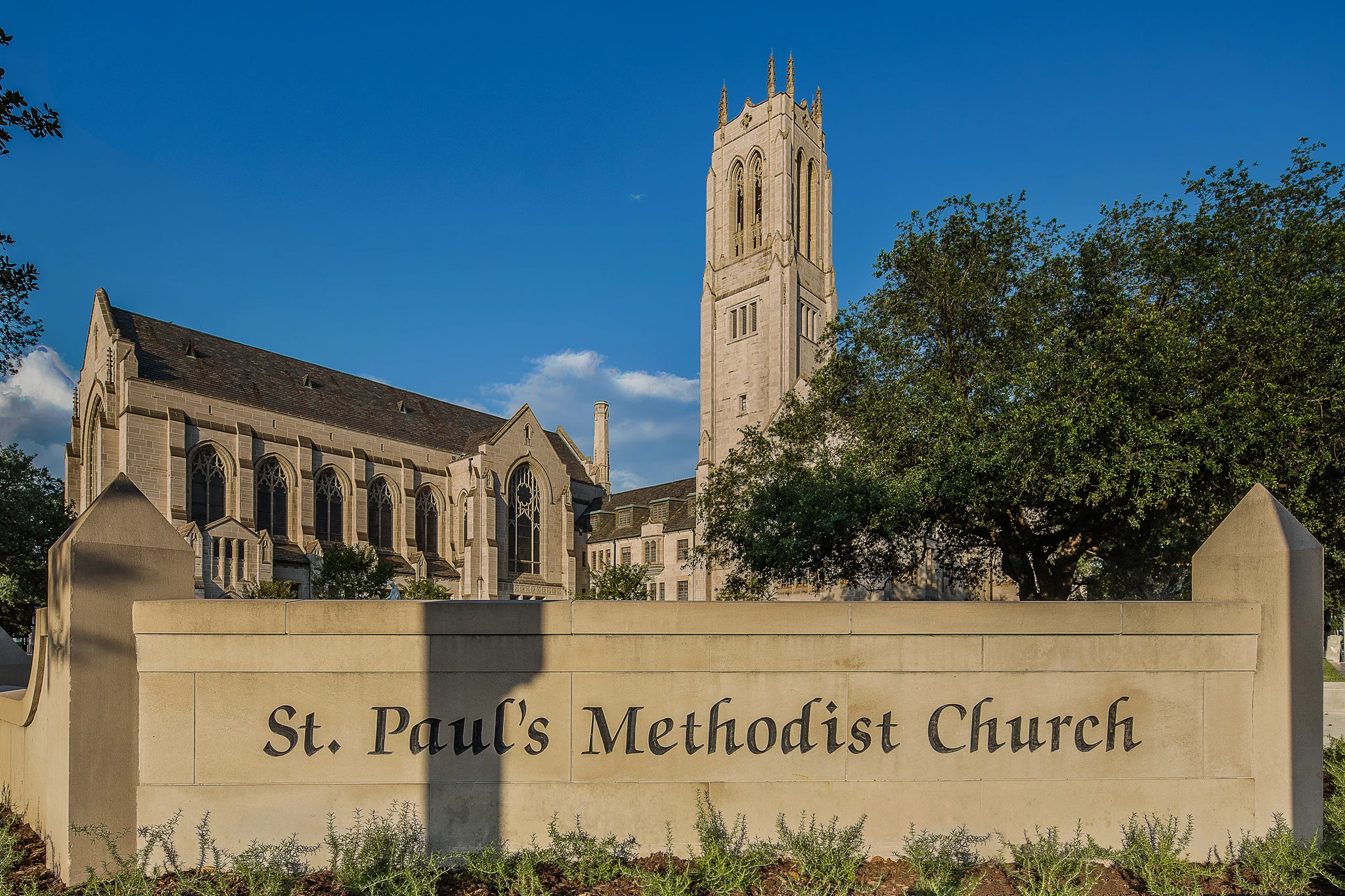 St-Paul's-Methodist-Church.jpg