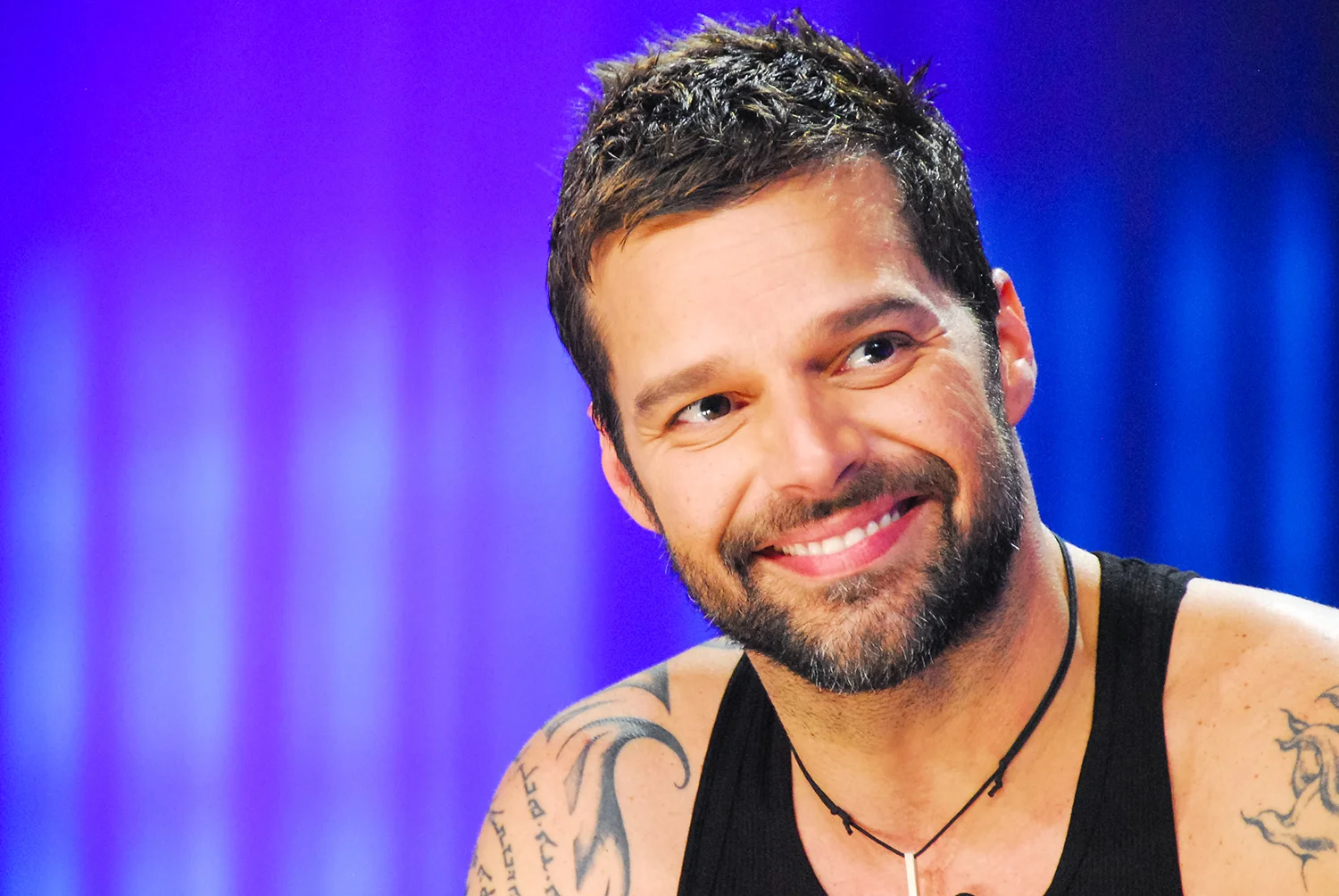 rickymartin_mtvtr3s_rt_.jpg