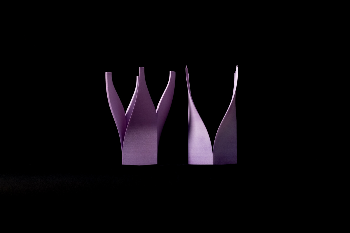 12/04/2015 열정과 슬픔이 자줏빛으로 물든다. Purple is red and blue. 