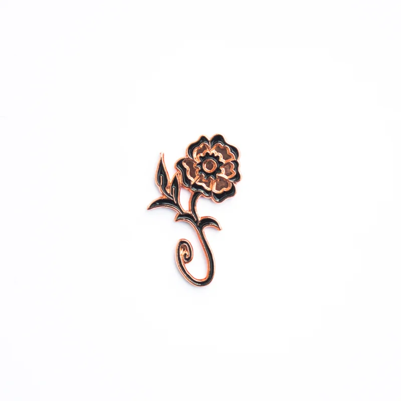 SevenWolves_Flower_Top.jpg