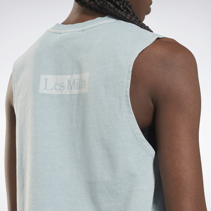 Les_Mills(r)_Natural_Dye_Deep-V_Tank_Top_Blue_H08963_05_detail.jpg